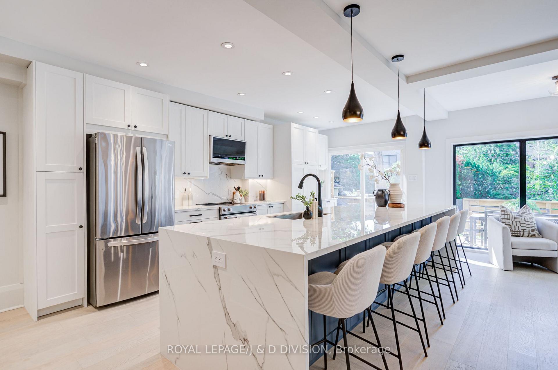 Photo 5 of 103 Stibbard Avenue, Toronto, Mount Pleasant East — HOMEH