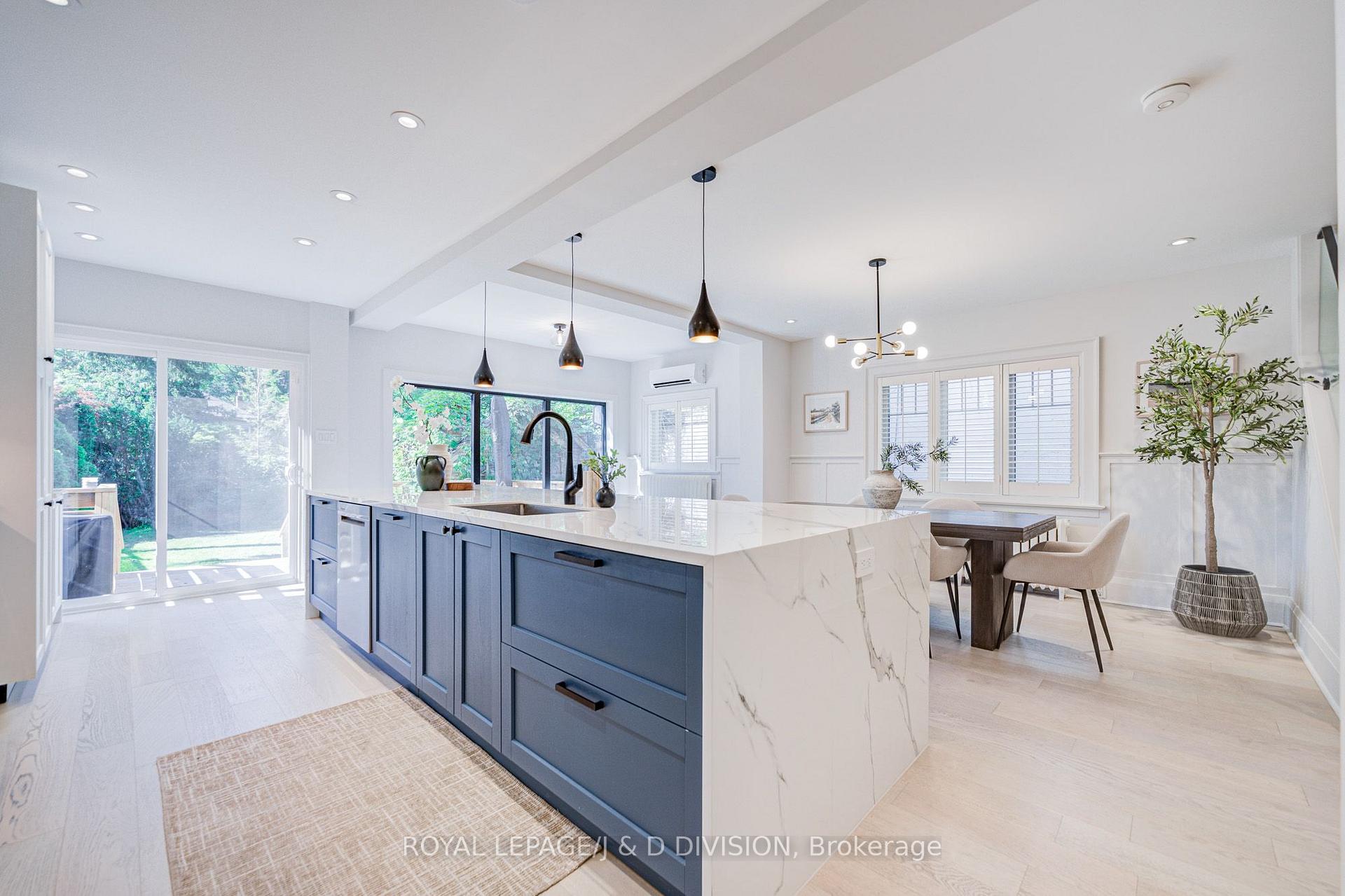 Photo 10 of 103 Stibbard Avenue, Toronto, Mount Pleasant East — HOMEH