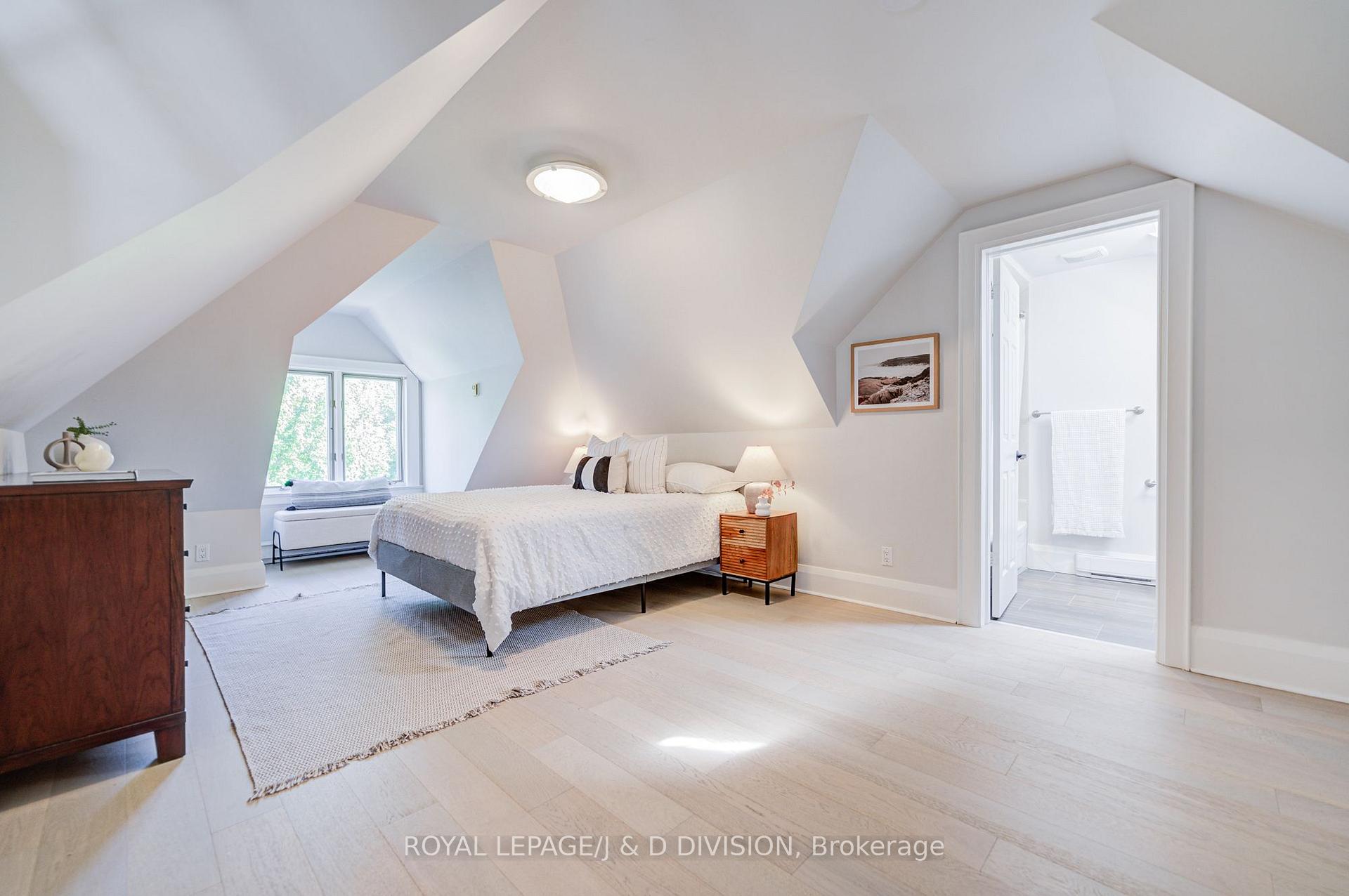 Photo 19 of 103 Stibbard Avenue, Toronto, Mount Pleasant East — HOMEH