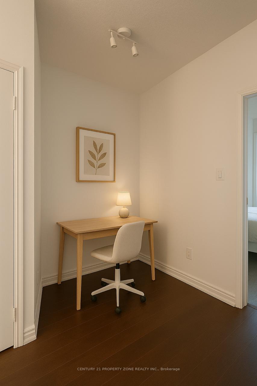 Photo 7 of Unit 3207, 3515 Kariya Drive, Mississauga, City Centre — HOMEH