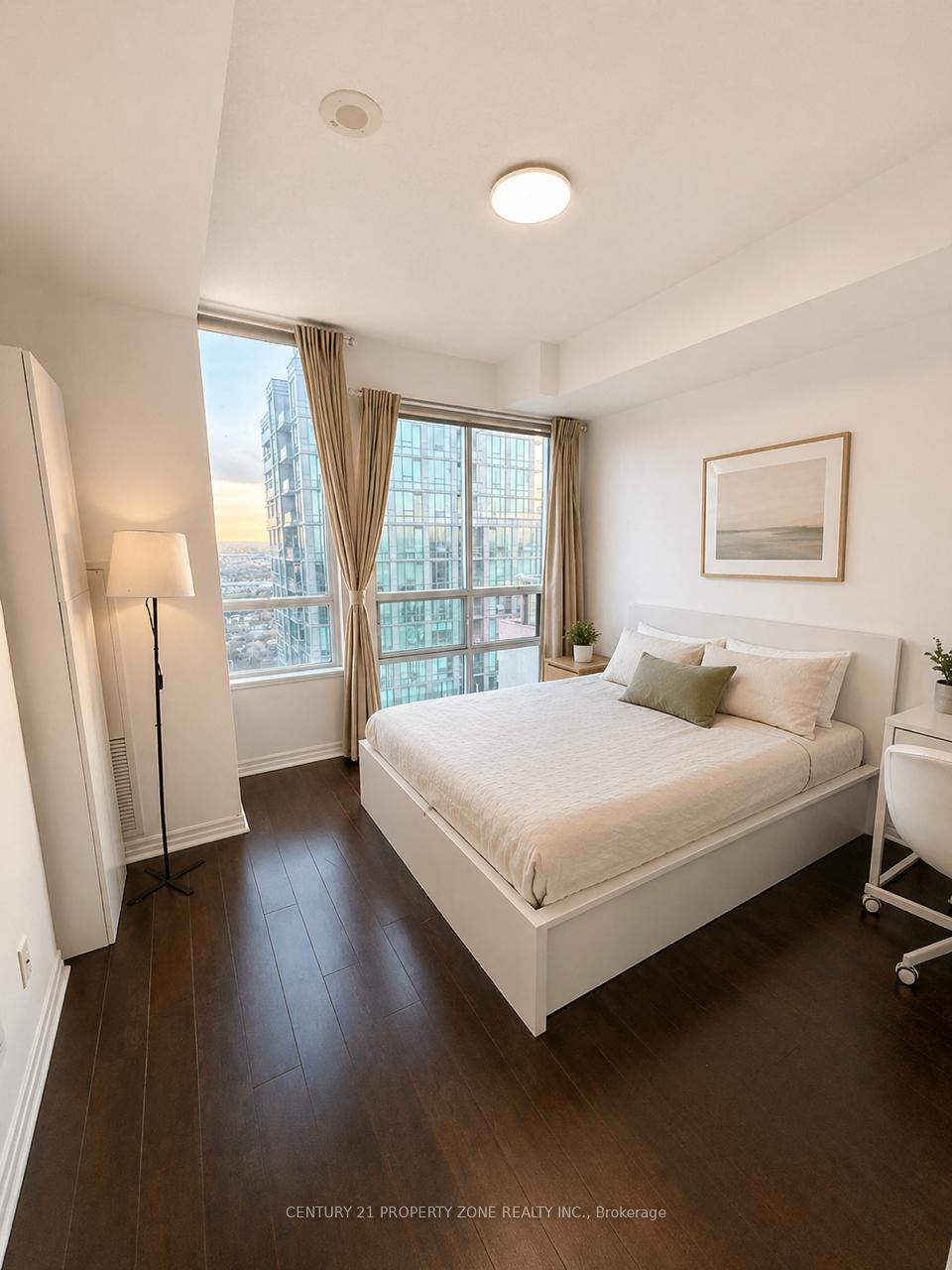 Photo 9 of Unit 3207, 3515 Kariya Drive, Mississauga, City Centre — HOMEH