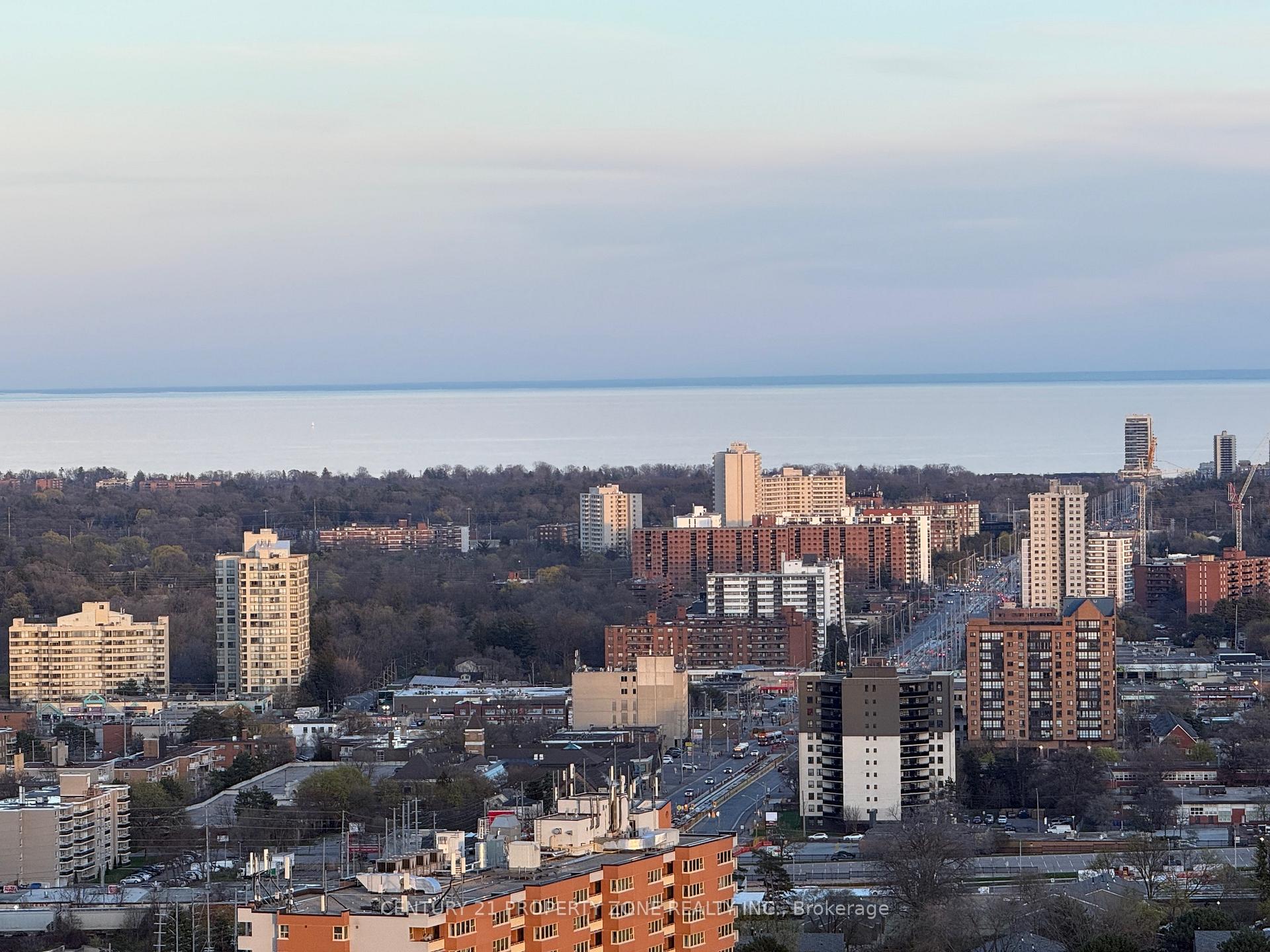 Photo 16 of Unit 3207, 3515 Kariya Drive, Mississauga, City Centre — HOMEH