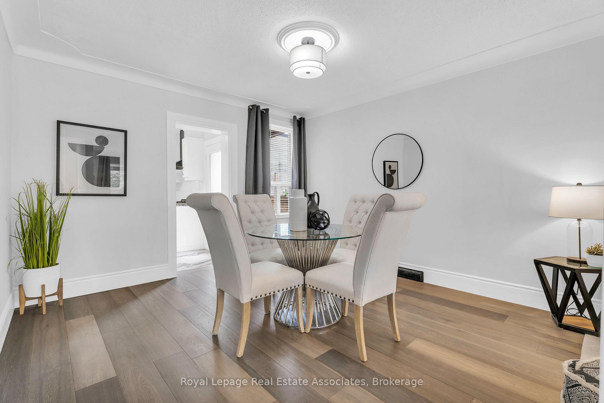 Photo 9 of 10 Gordon Street, Hamilton, Crown Point — HOMEH