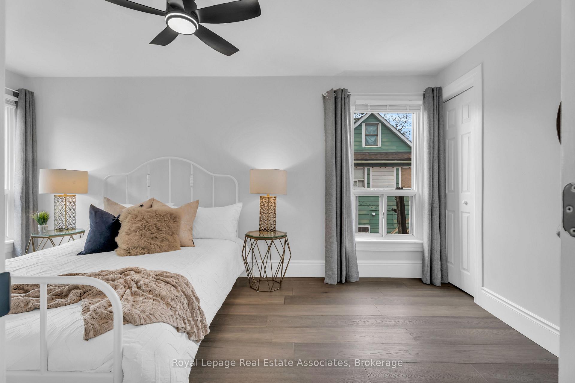 Photo 17 of 10 Gordon Street, Hamilton, Crown Point — HOMEH
