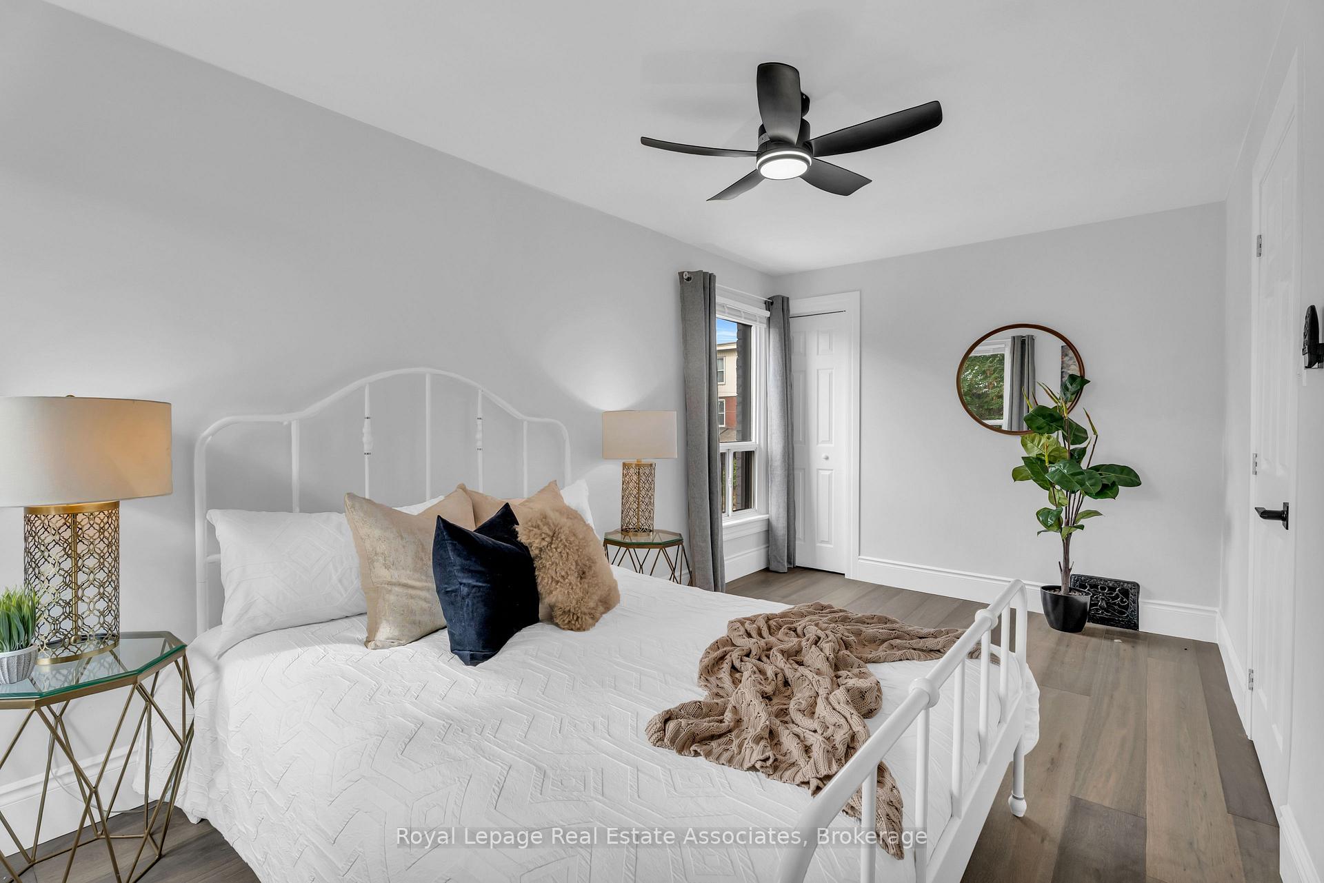 Photo 20 of 10 Gordon Street, Hamilton, Crown Point — HOMEH