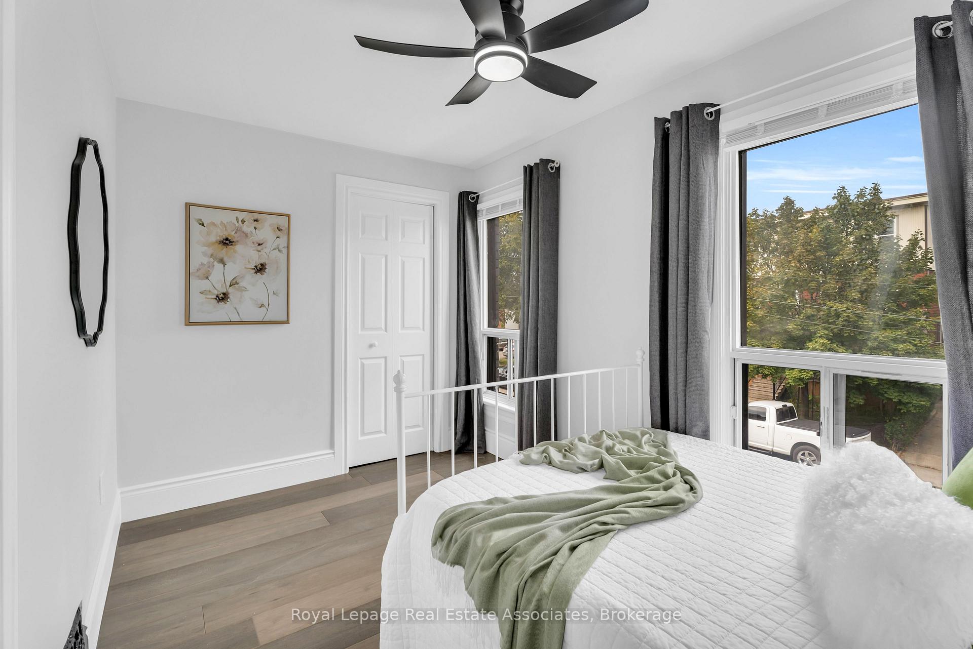 Photo 22 of 10 Gordon Street, Hamilton, Crown Point — HOMEH