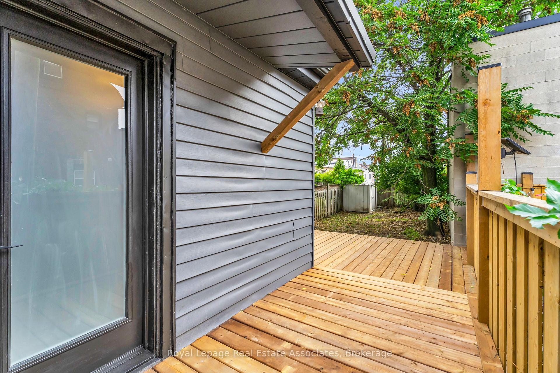 Photo 26 of 10 Gordon Street, Hamilton, Crown Point — HOMEH
