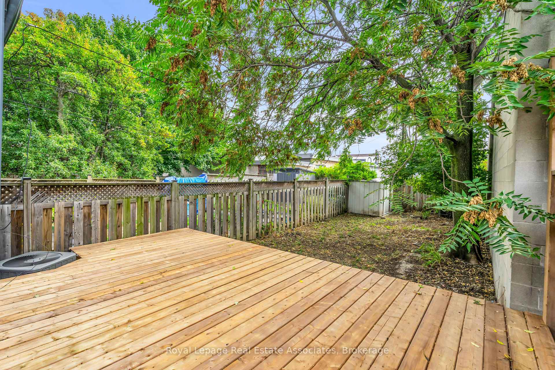 Photo 27 of 10 Gordon Street, Hamilton, Crown Point — HOMEH