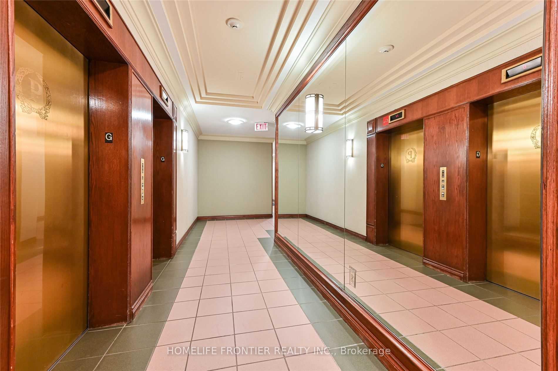 Photo 3 of Unit 1008, 29 Pemberton Avenue, North York, Willowdale East — HOMEH
