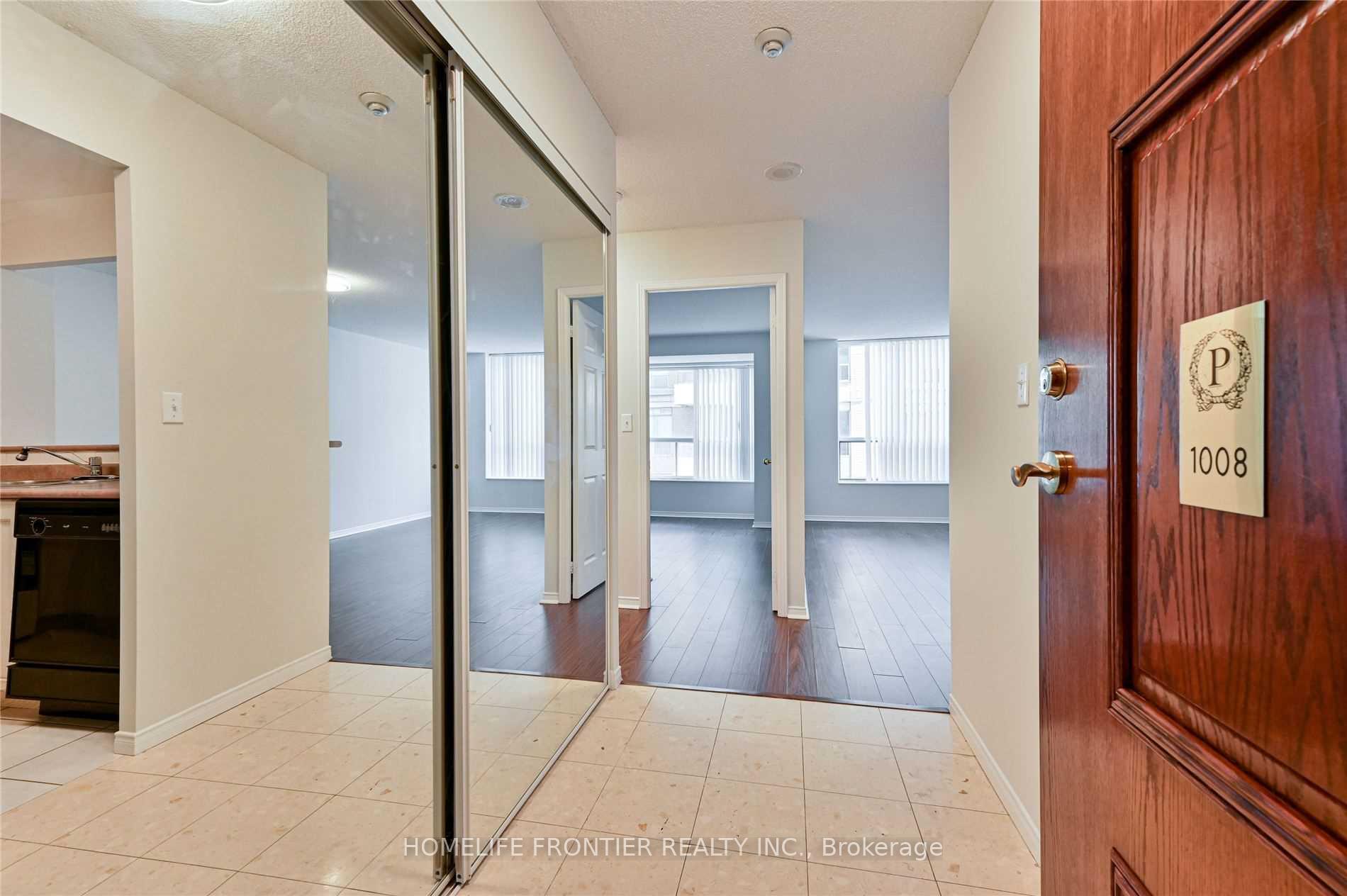 Photo 5 of Unit 1008, 29 Pemberton Avenue, North York, Willowdale East — HOMEH