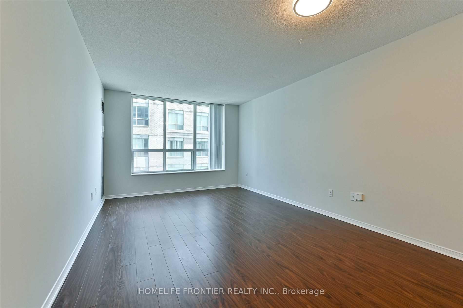 Photo 7 of Unit 1008, 29 Pemberton Avenue, North York, Willowdale East — HOMEH