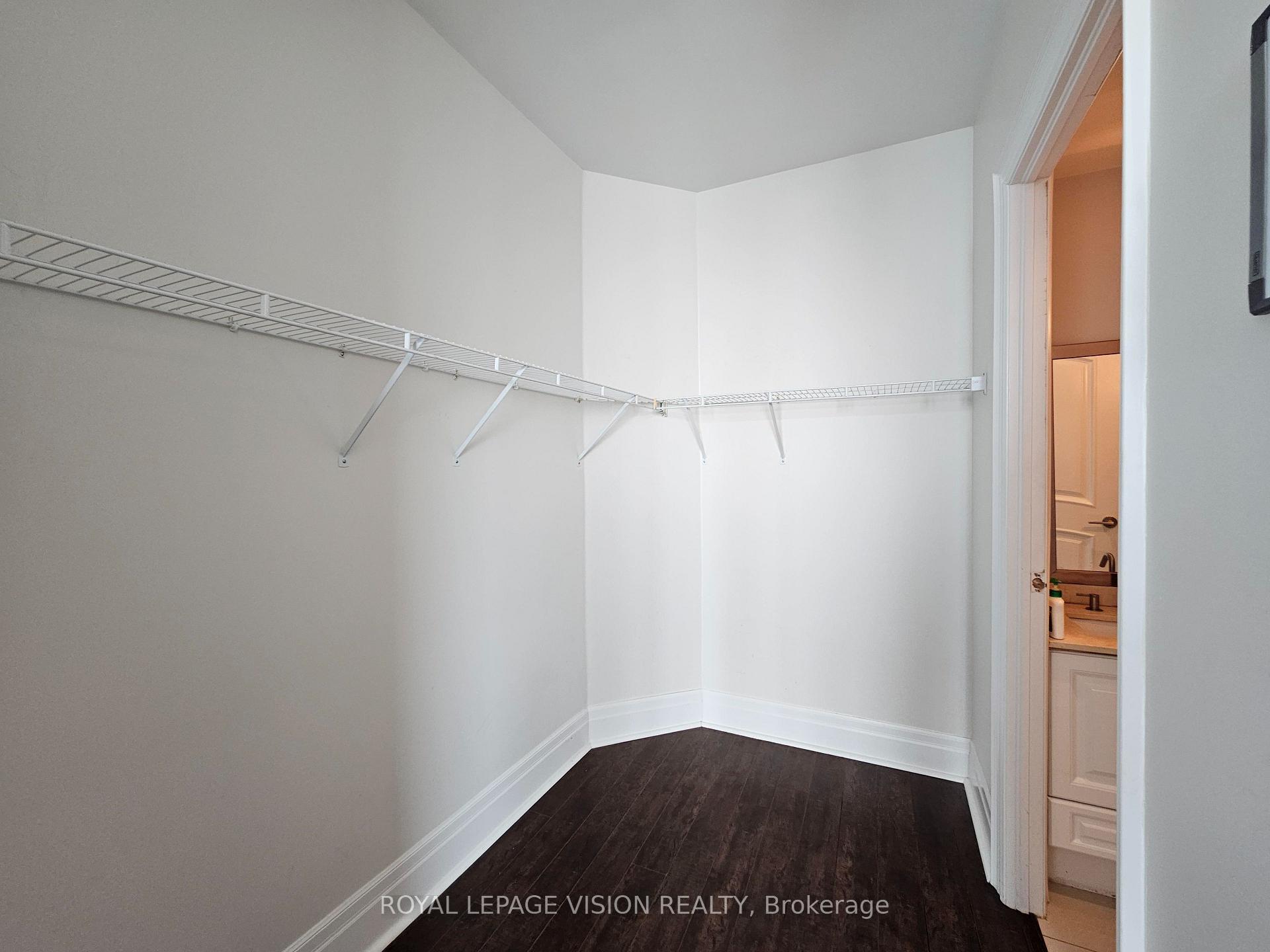 Photo 14 of Unit 3810, 16 Harbour Street, Toronto, Waterfront Communities — HOMEH