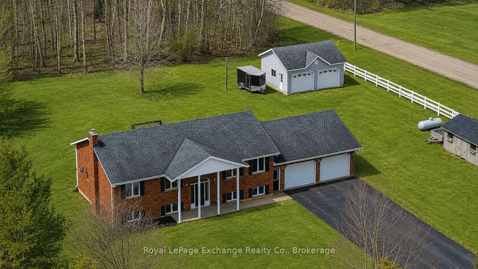 Photo 2 of 393460 2 Concession, West Grey — HOMEH