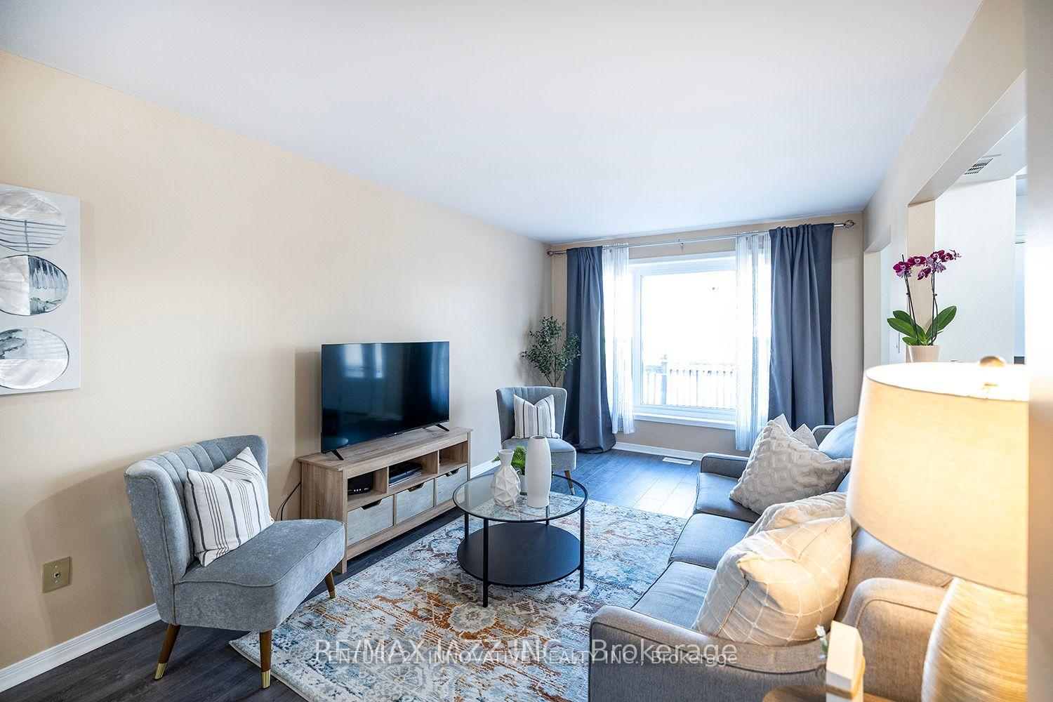 Photo 6 of 125 Peacock Boulevard, Port Hope — HOMEH