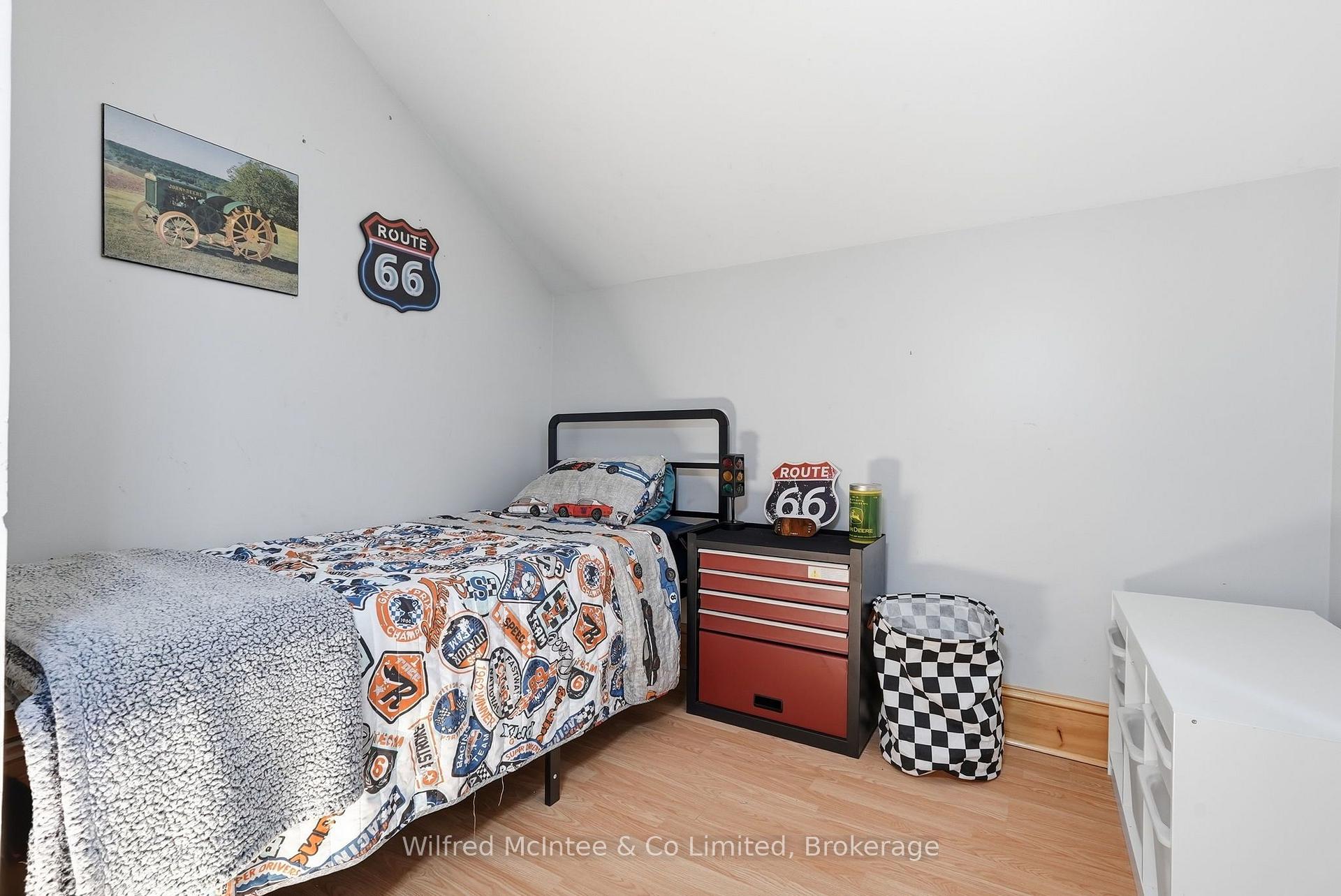 Photo 20 of 27 5th Street NW, Arran-Elderslie — HOMEH