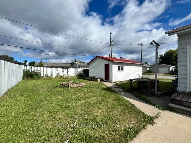 Photo 5 of 67 Detta Road, Red Lake — HOMEH