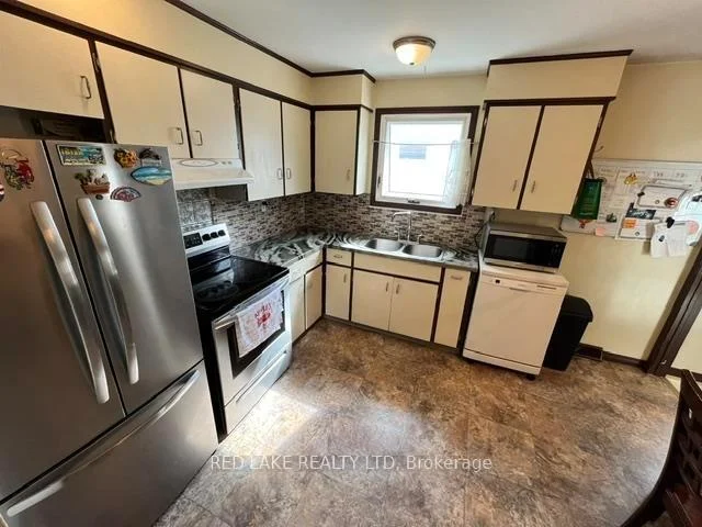 Photo 10 of 67 Detta Road, Red Lake — HOMEH