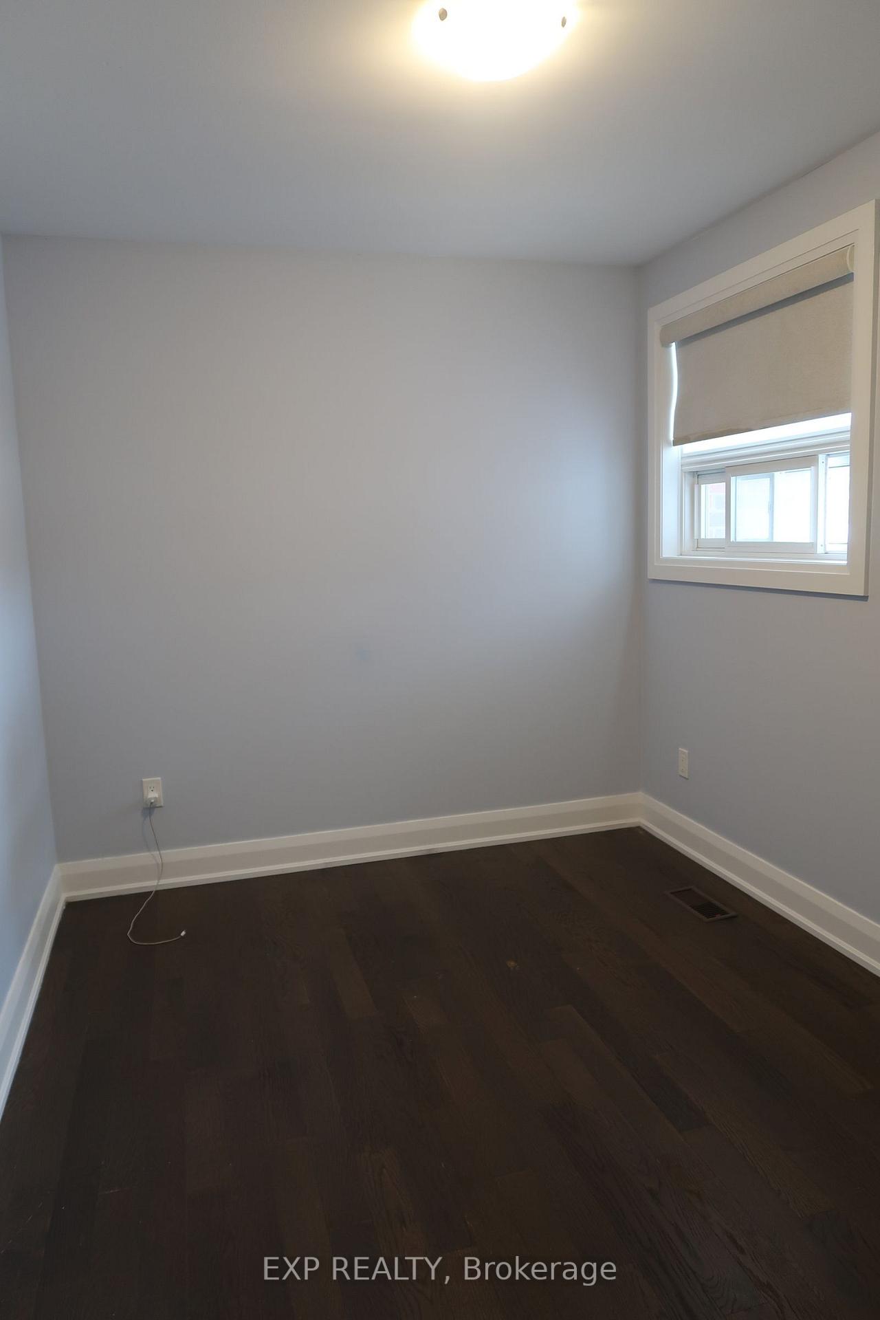 Photo 6 of 26 Curtiss Court, Barrie, Grove East — HOMEH