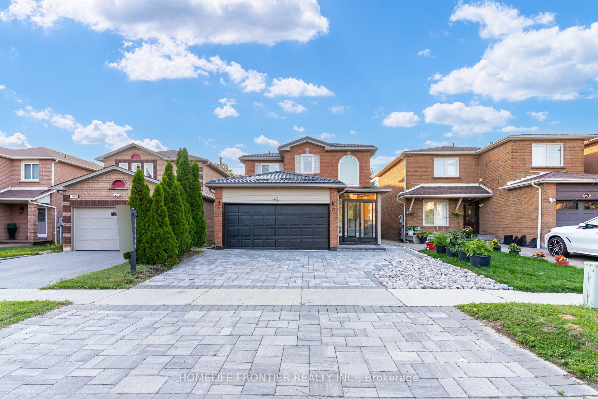 Photo 1 of 1059 Ivandale Drive, Mississauga, East Credit — HOMEH