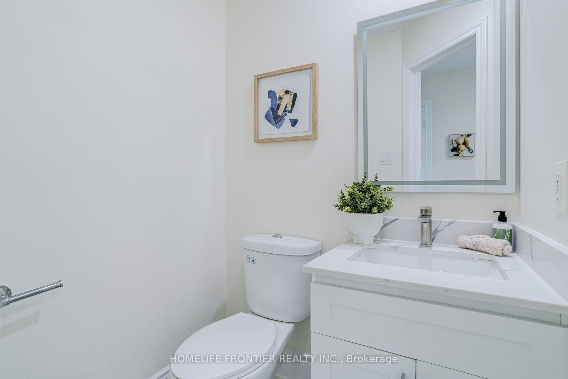 Photo 20 of 1059 Ivandale Drive, Mississauga, East Credit — HOMEH