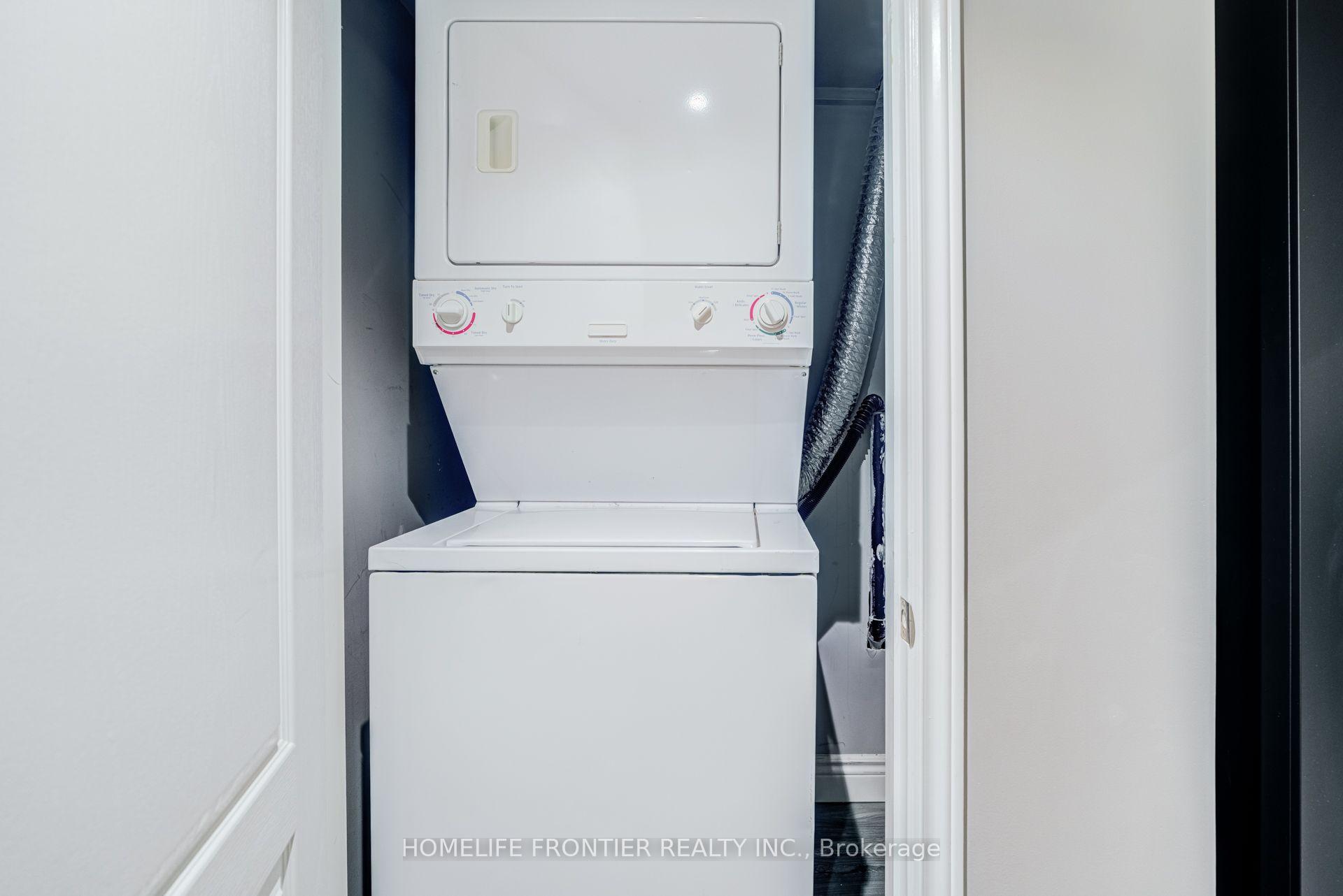 Photo 40 of 1059 Ivandale Drive, Mississauga, East Credit — HOMEH