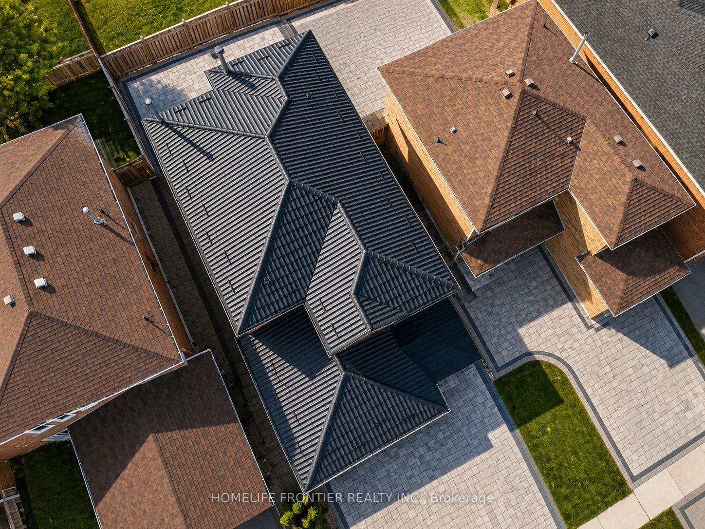 Photo 44 of 1059 Ivandale Drive, Mississauga, East Credit — HOMEH