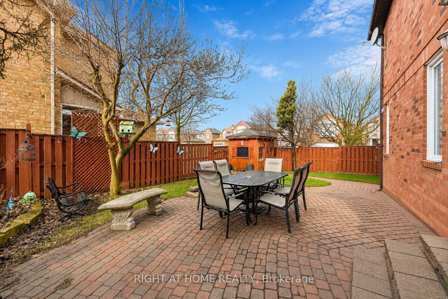 Photo 38 of 39 Banner Road, Brampton, Brampton West — HOMEH