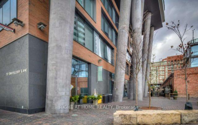 Photo 2 of Unit 1708, 70 Distillery Lane, Toronto, Waterfront Communities — HOMEH