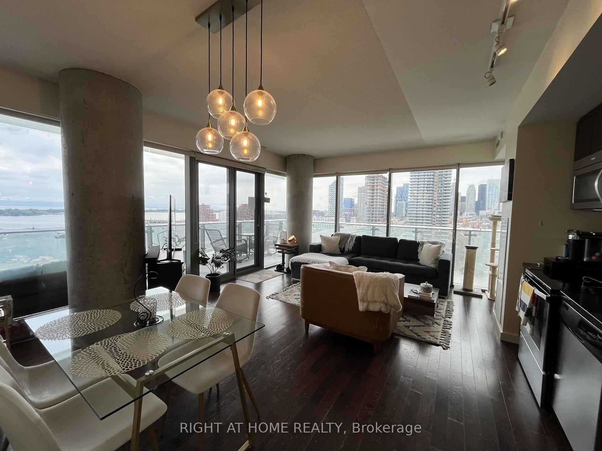 Photo 4 of Unit 1708, 70 Distillery Lane, Toronto, Waterfront Communities — HOMEH