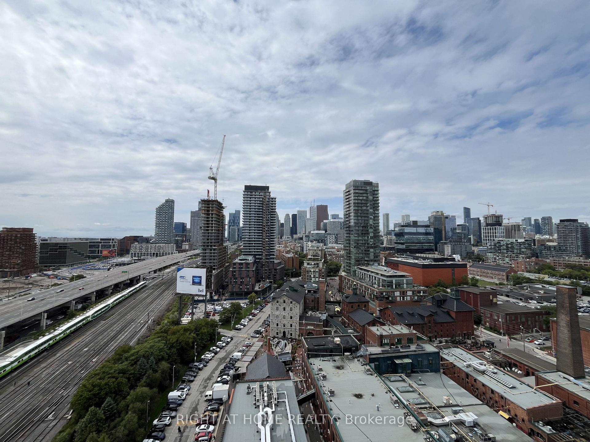 Photo 16 of Unit 1708, 70 Distillery Lane, Toronto, Waterfront Communities — HOMEH