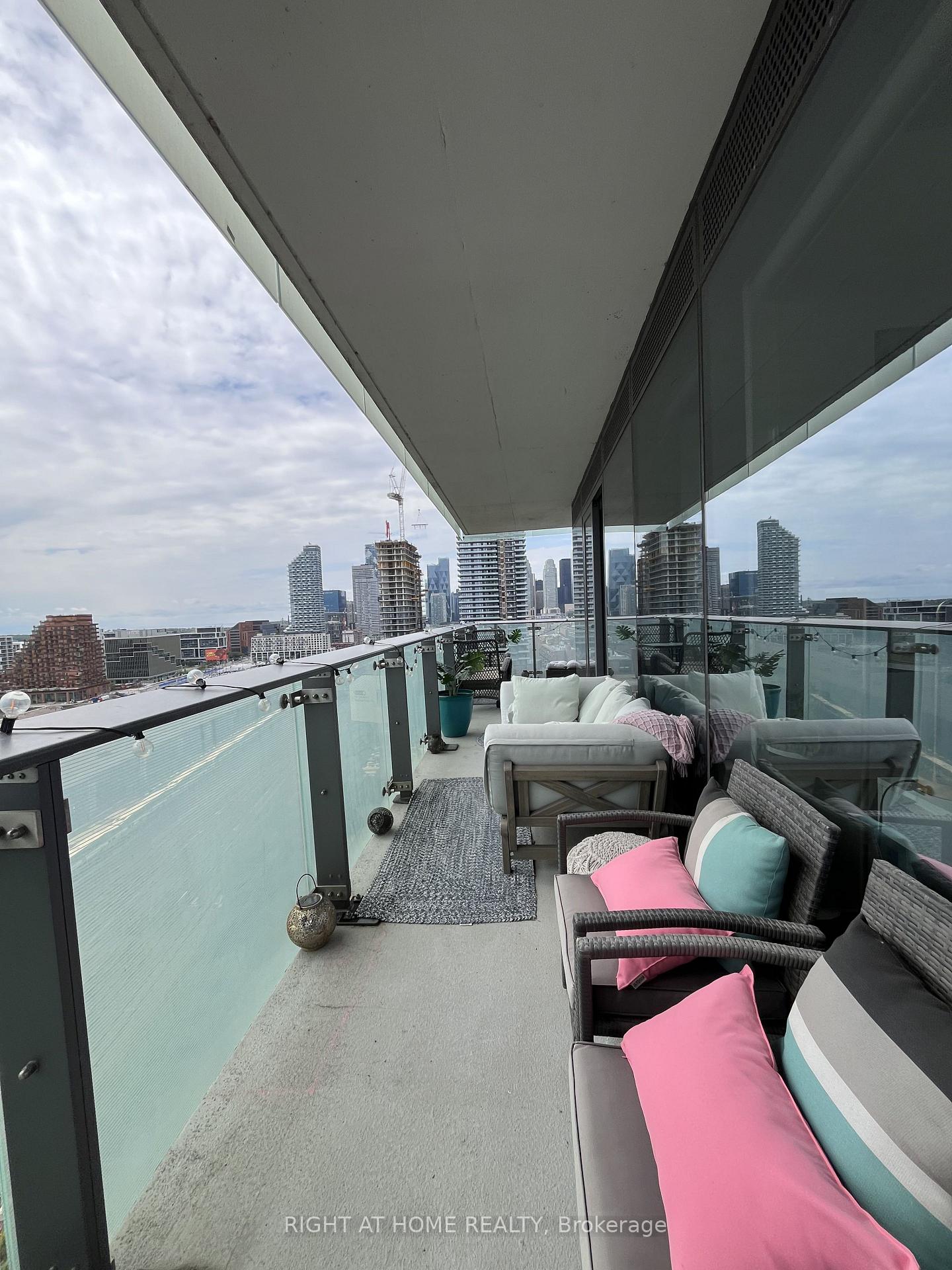 Photo 19 of Unit 1708, 70 Distillery Lane, Toronto, Waterfront Communities — HOMEH