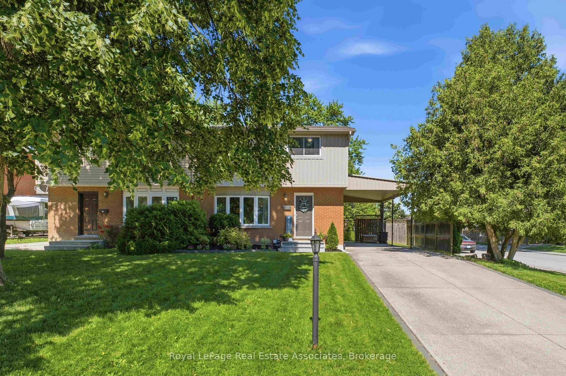 Photo 1 of 2 Wedgewood Avenue, Hamilton, Vincent — HOMEH