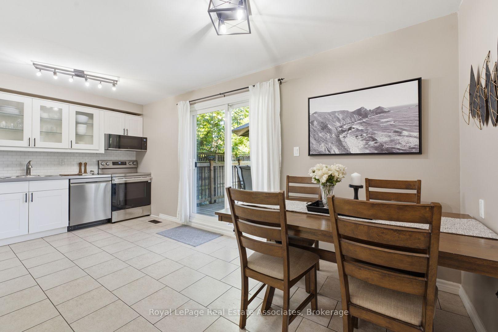 Photo 8 of 2 Wedgewood Avenue, Hamilton, Vincent — HOMEH