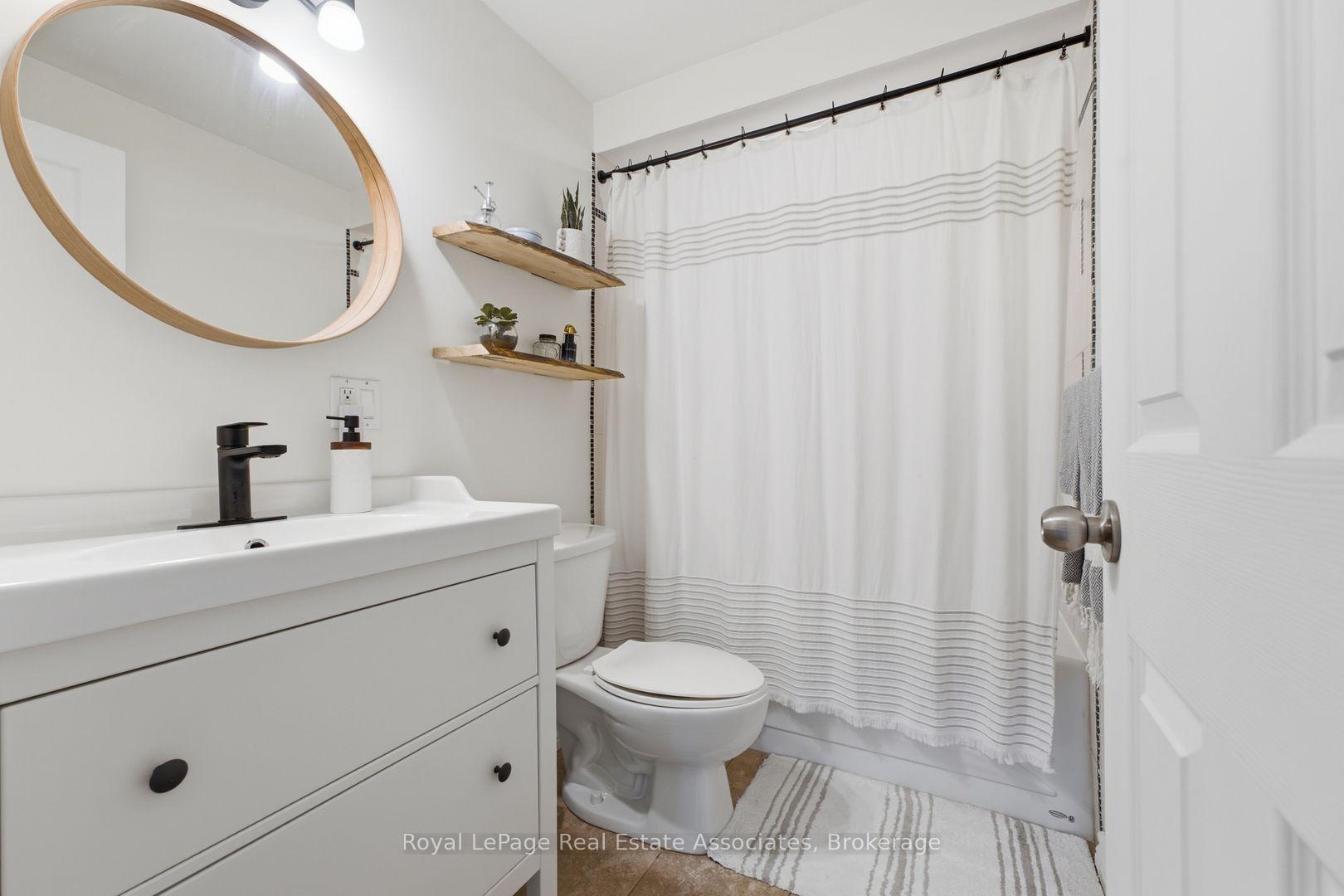 Photo 16 of 2 Wedgewood Avenue, Hamilton, Vincent — HOMEH