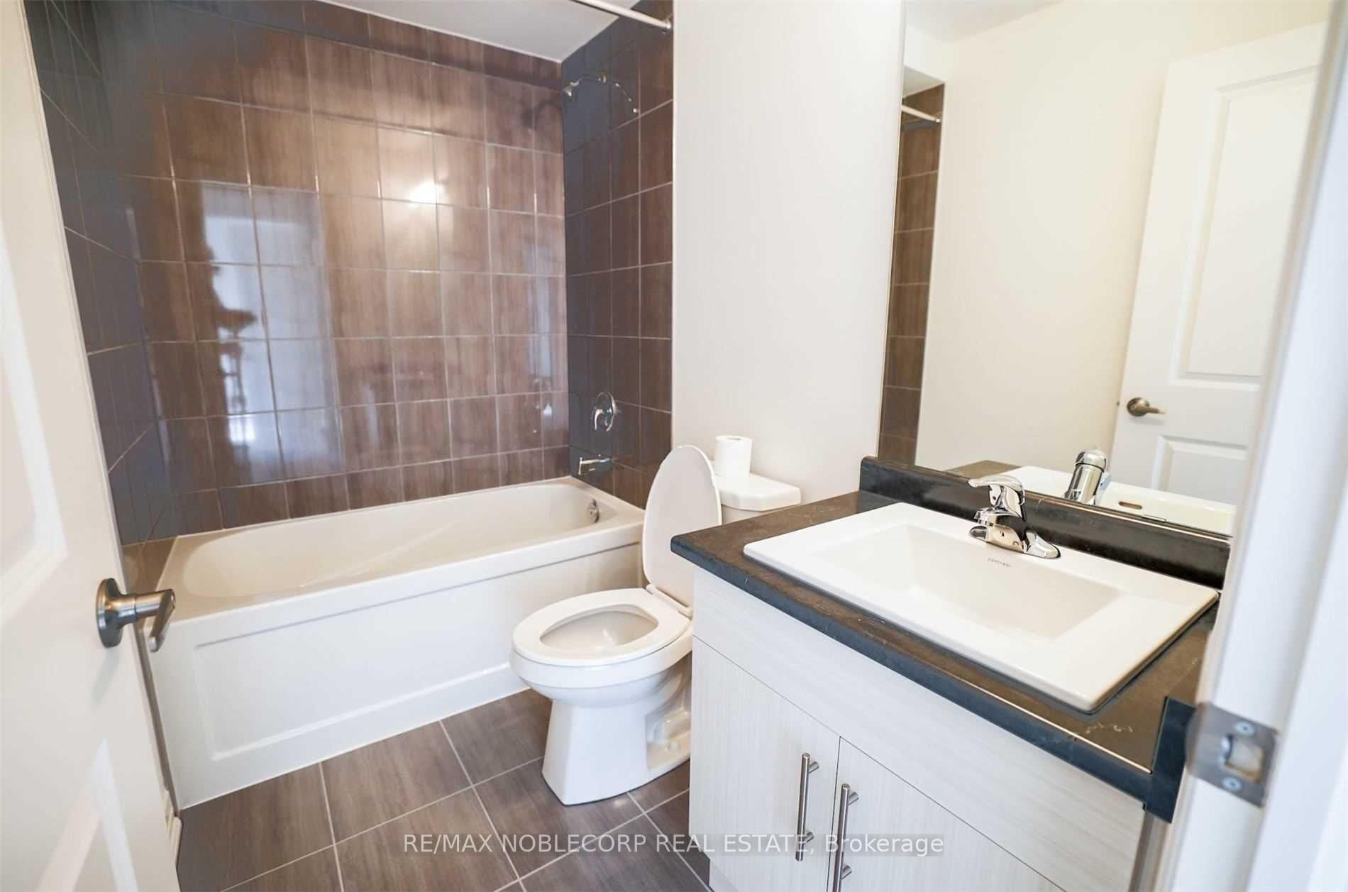 Photo 6 of 137 Casserley Crescent, New Tecumseth, Tottenham — HOMEH