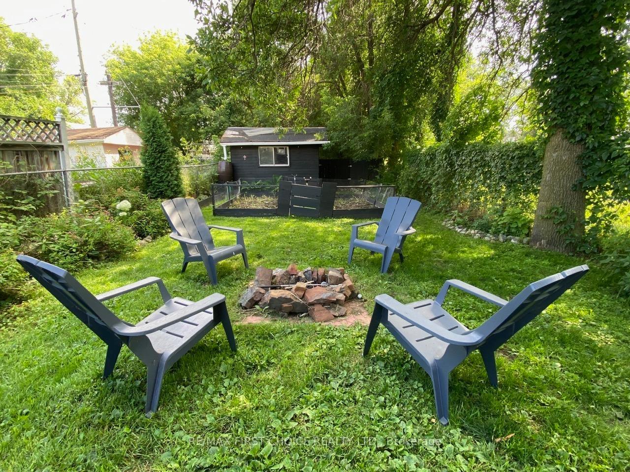Photo 27 of 822 Pruden Street, Thunder Bay, McKeller Park — HOMEH