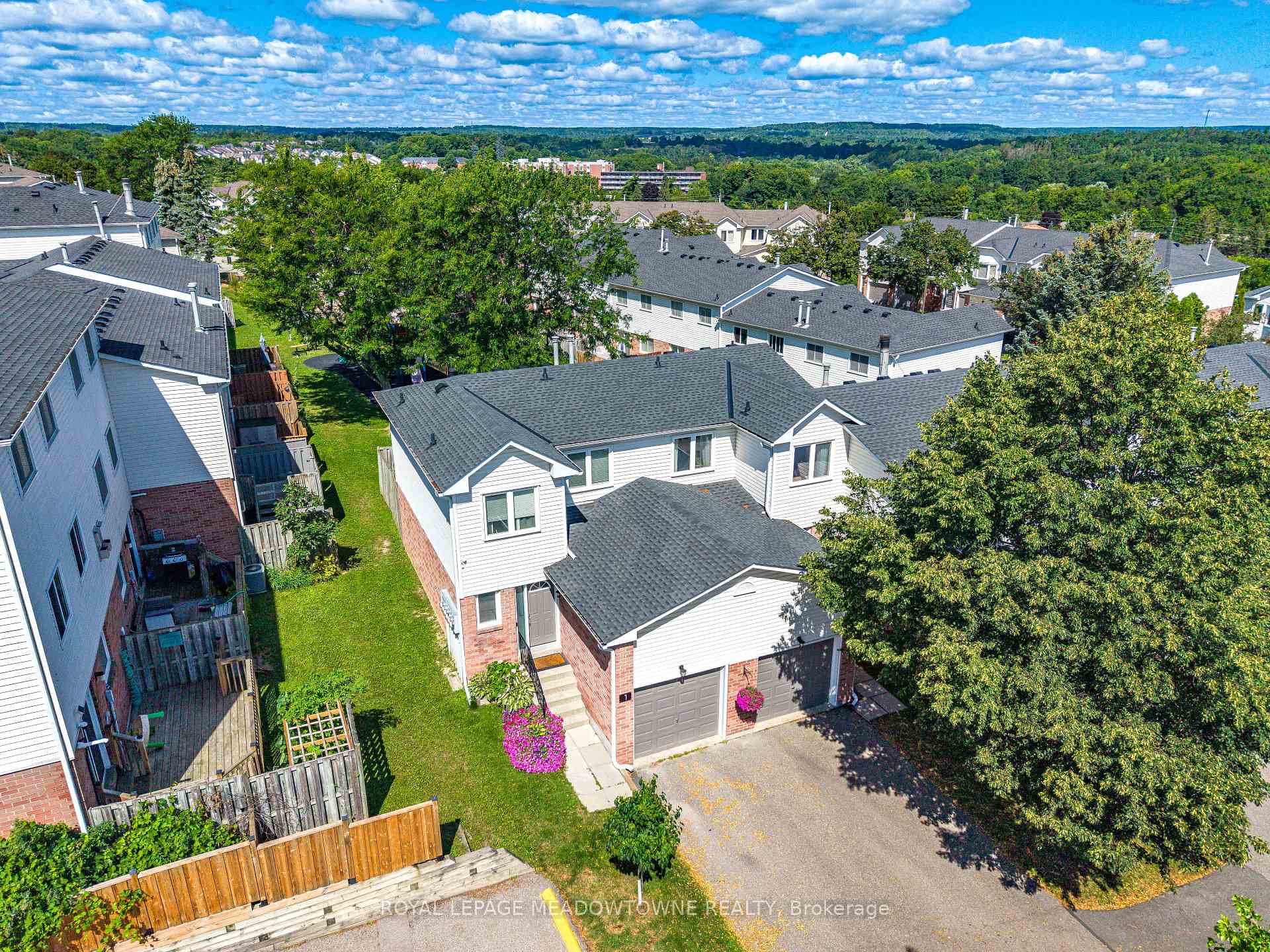 Photo 2 of 3 Brian Lane, Halton Hills, Georgetown — HOMEH