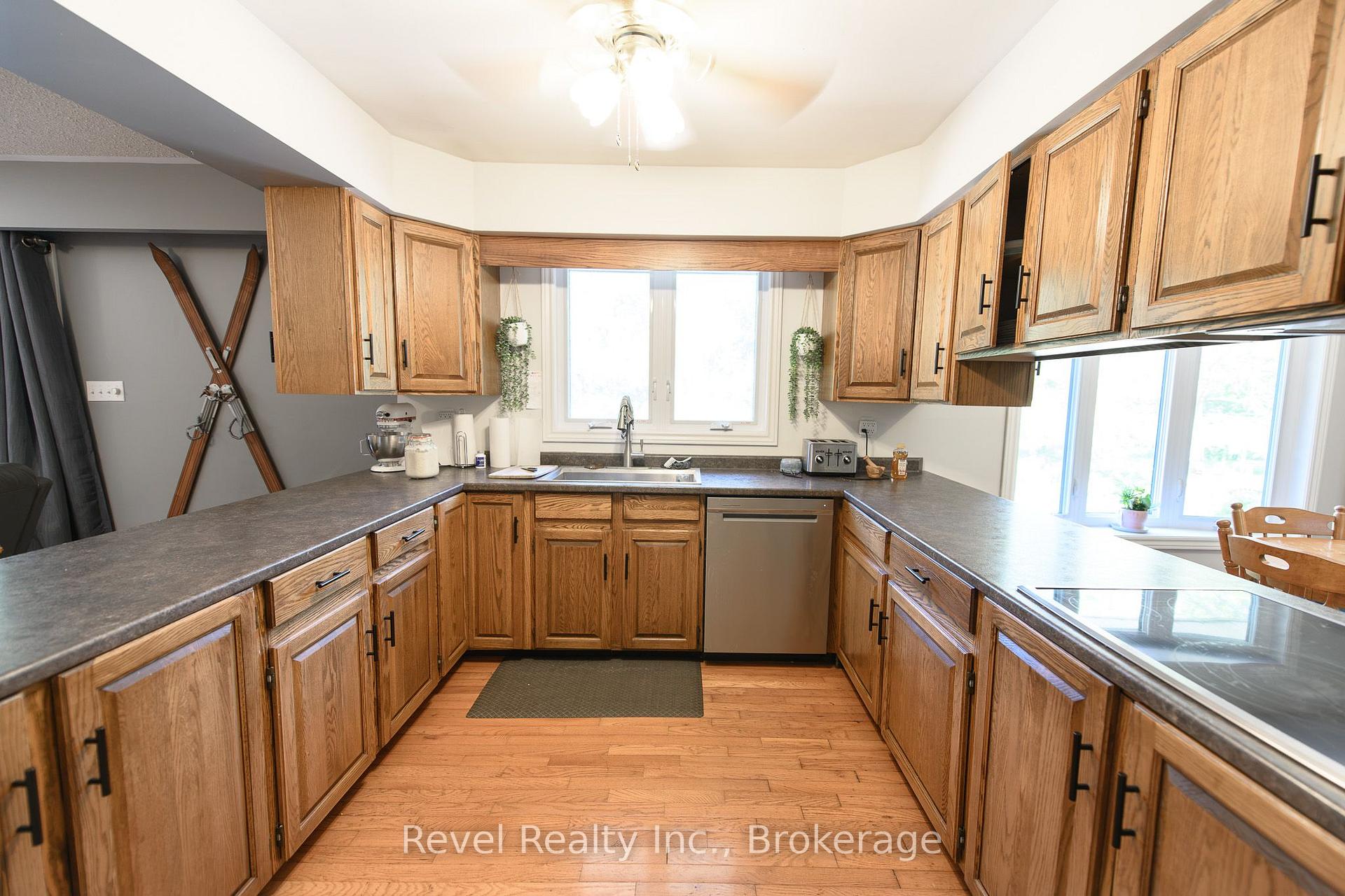 Photo 12 of 3904 County Road 124, Clearview, Rural Clearview — HOMEH