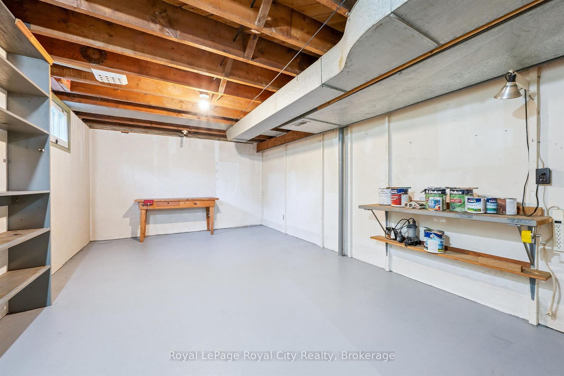 Photo 26 of 31 Torrance Crescent, Guelph, Exhibition Park — HOMEH