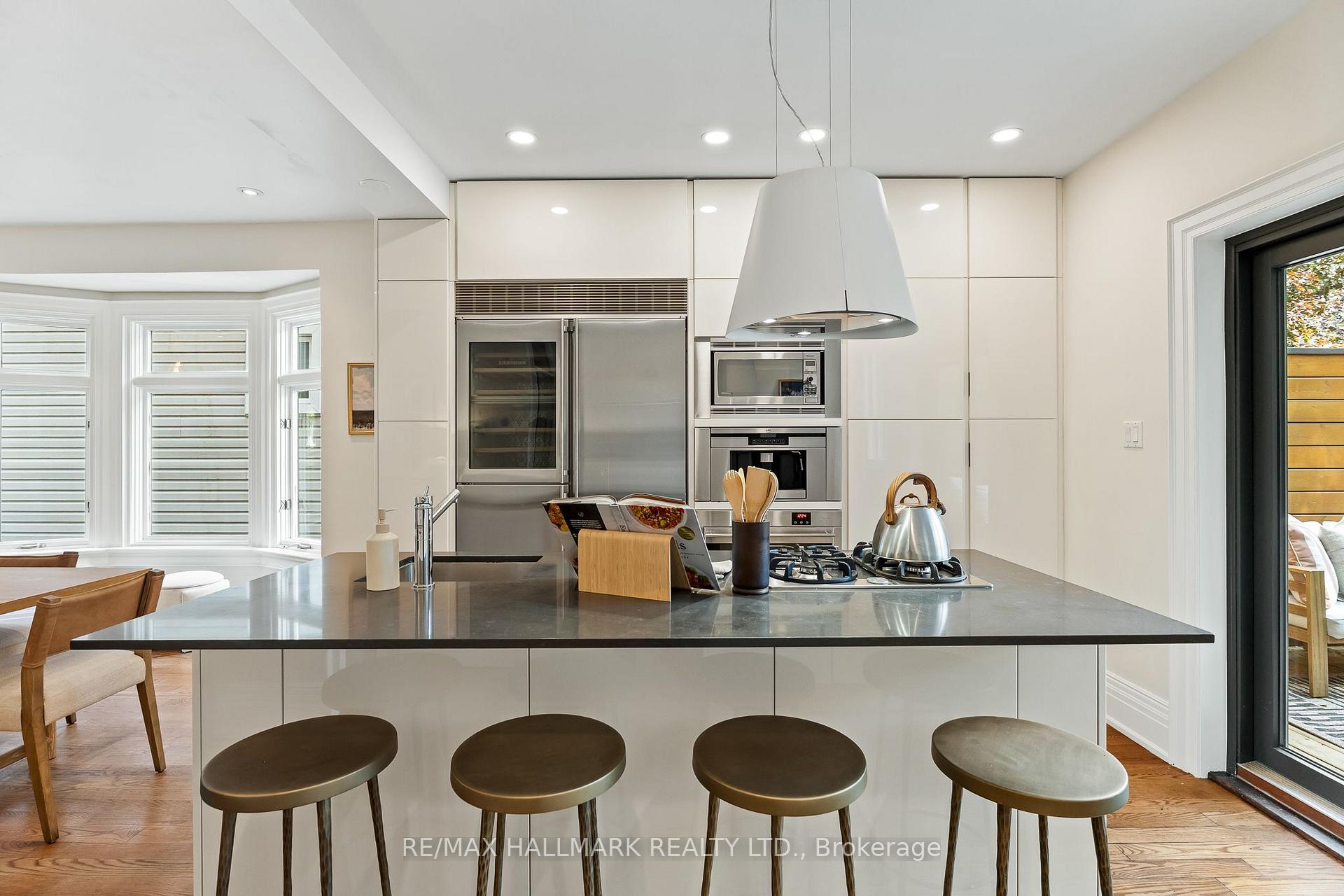 Photo 15 of 227 Waverley Road, Toronto, The Beaches — HOMEH
