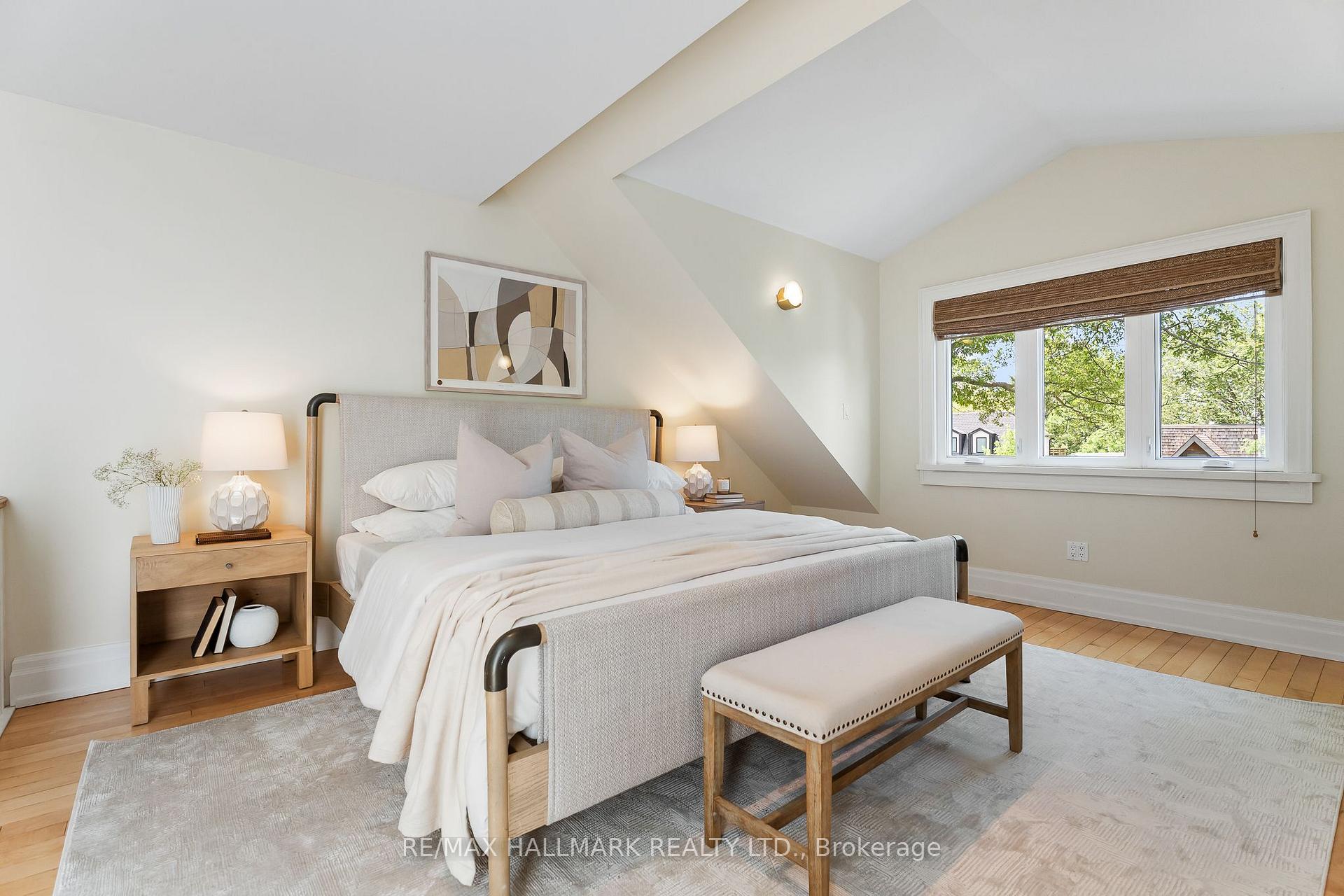 Photo 20 of 227 Waverley Road, Toronto, The Beaches — HOMEH