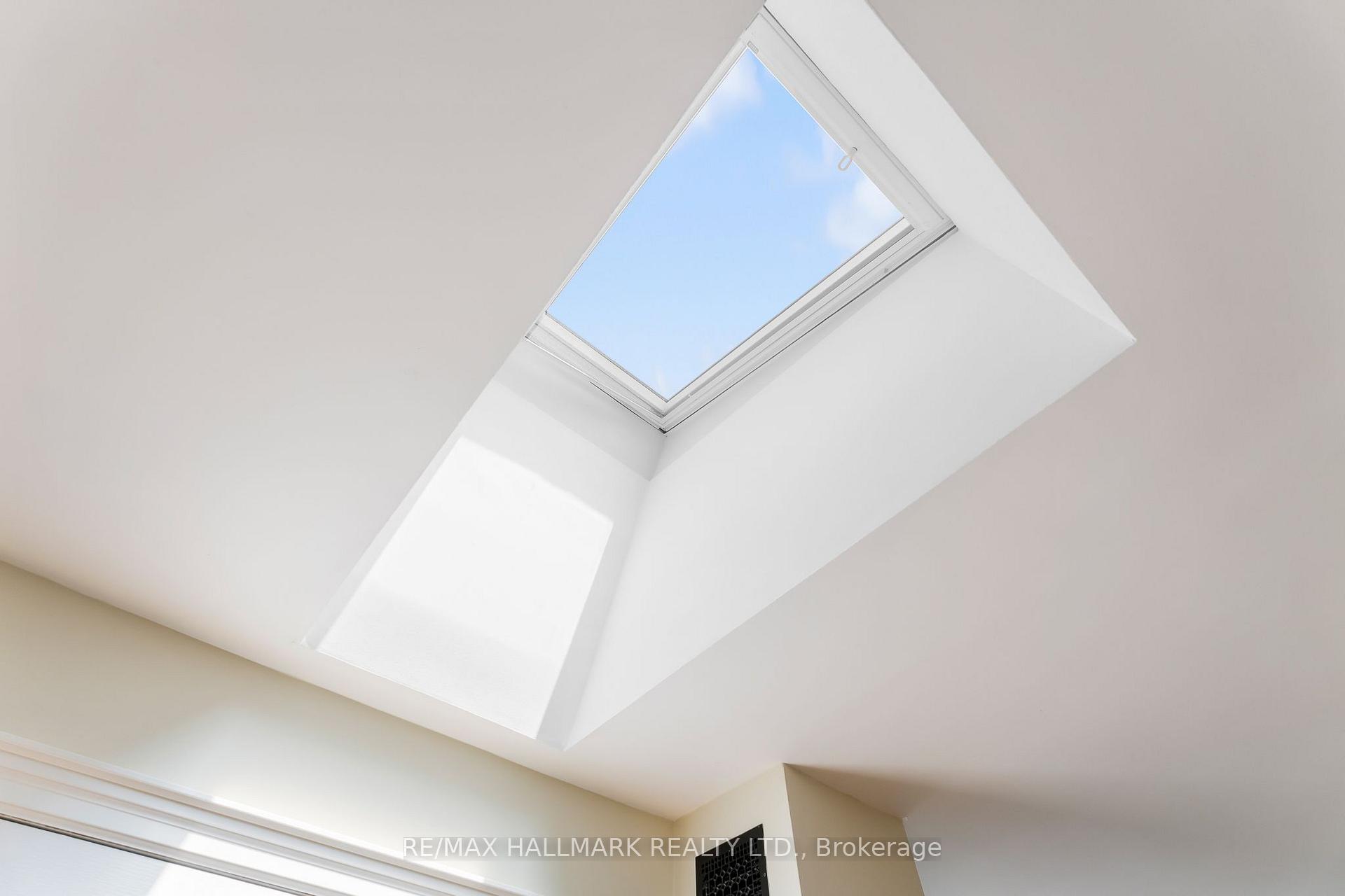 Photo 25 of 227 Waverley Road, Toronto, The Beaches — HOMEH
