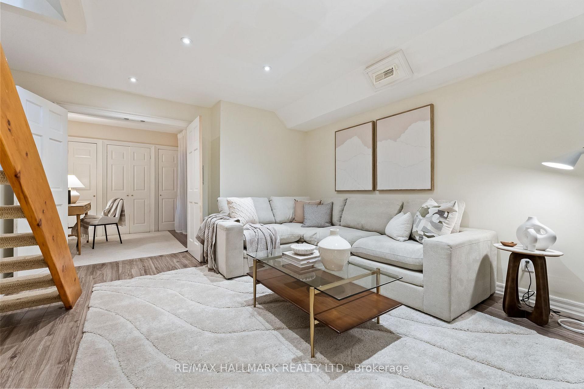 Photo 42 of 227 Waverley Road, Toronto, The Beaches — HOMEH