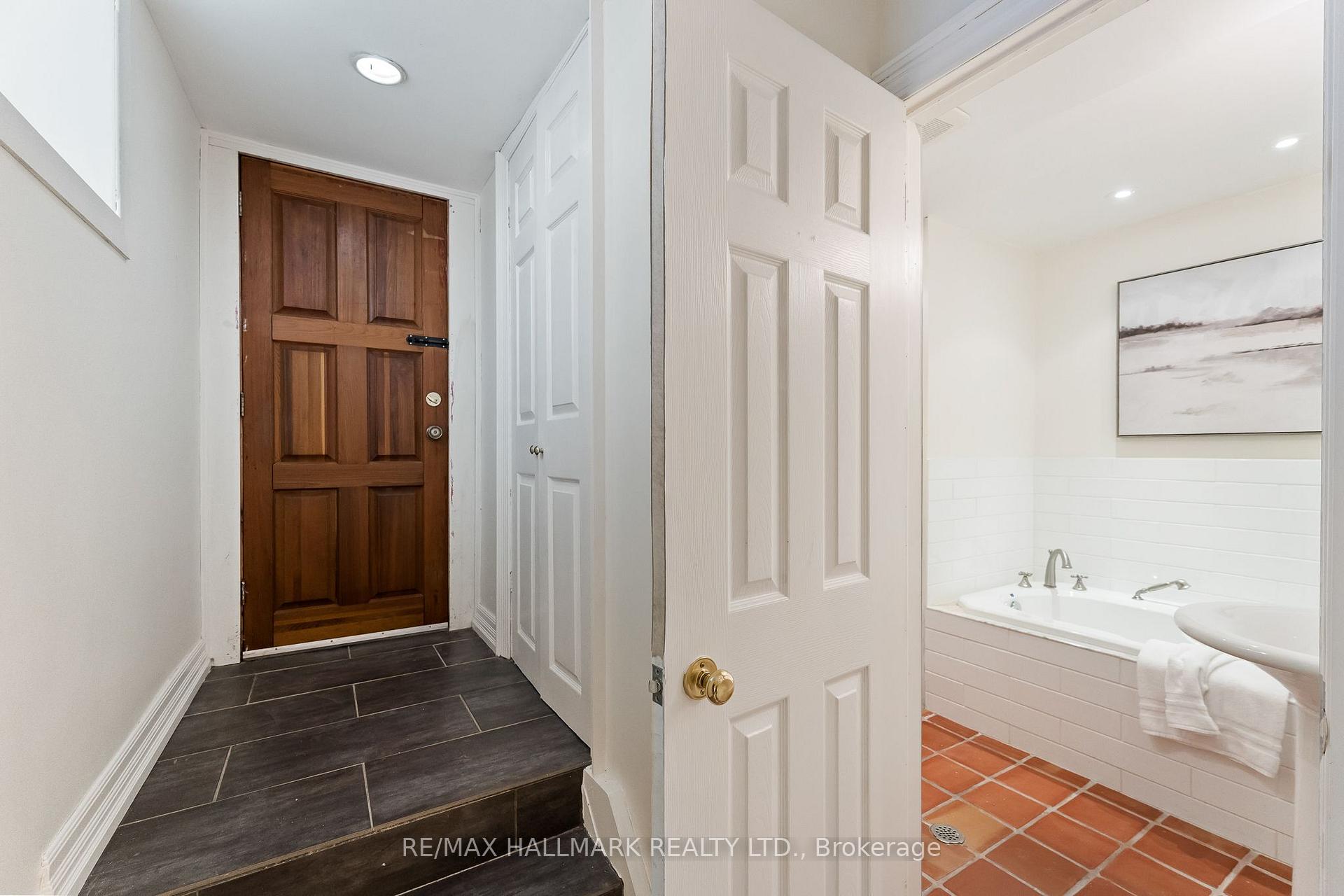Photo 44 of 227 Waverley Road, Toronto, The Beaches — HOMEH