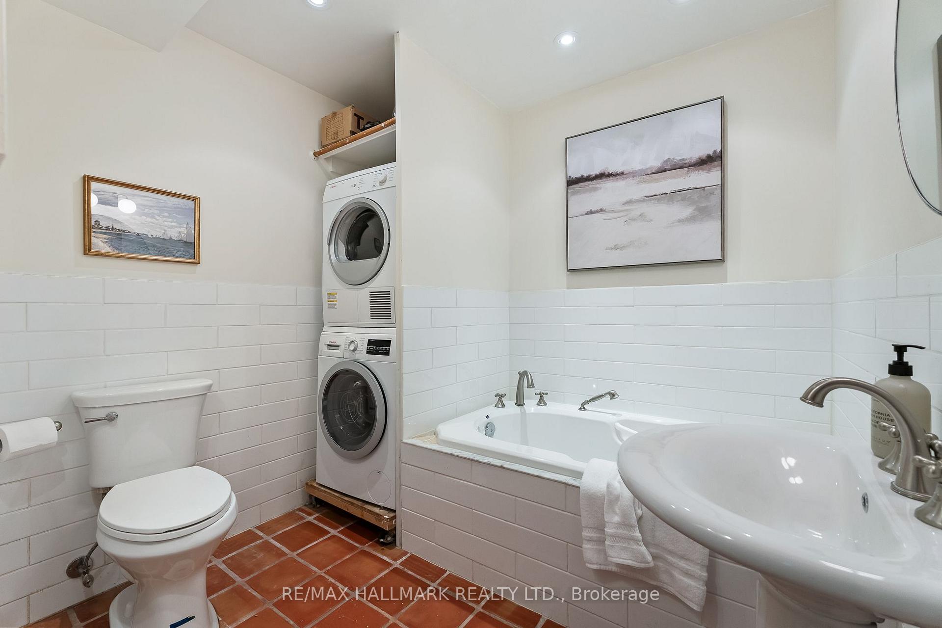 Photo 45 of 227 Waverley Road, Toronto, The Beaches — HOMEH