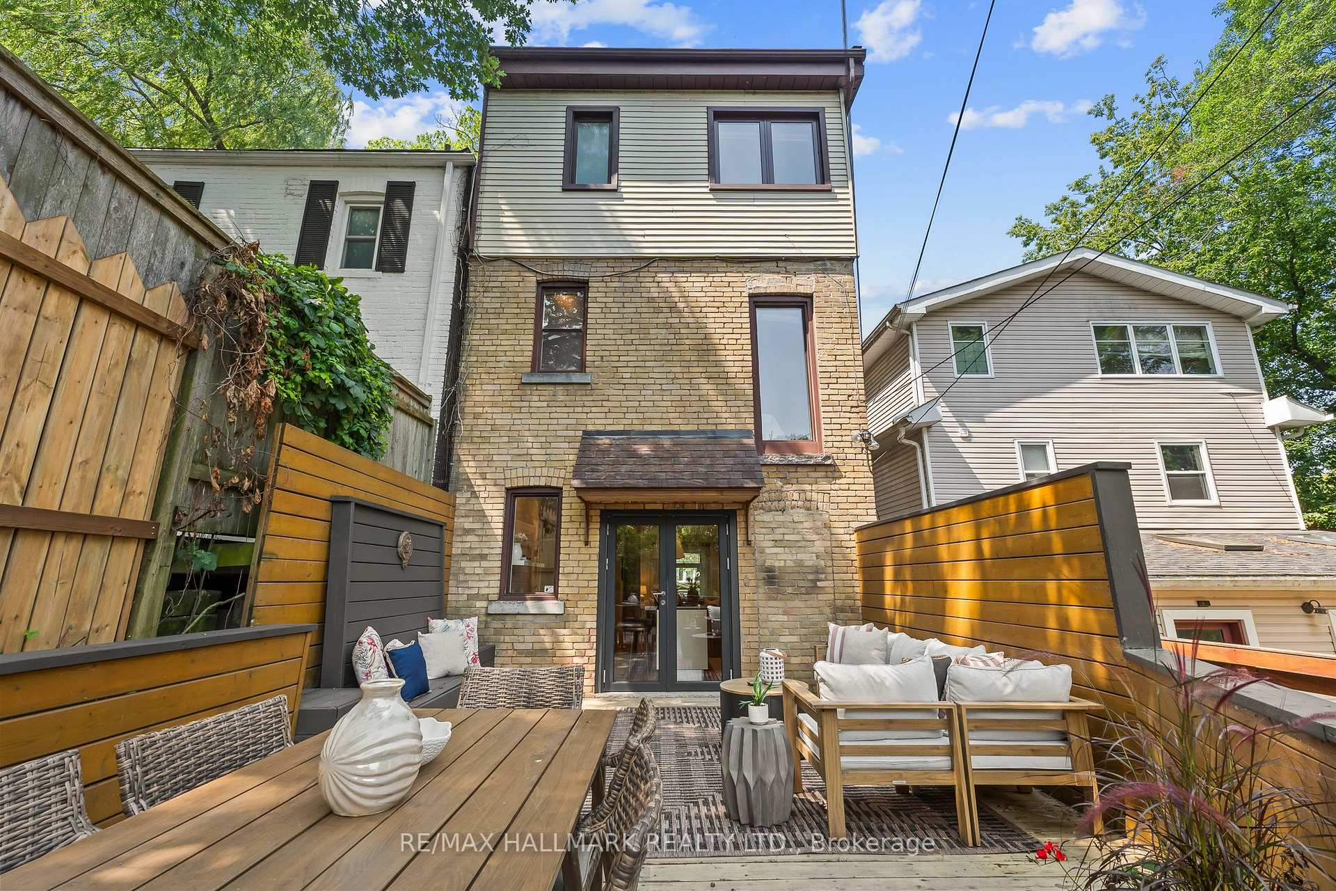 Photo 48 of 227 Waverley Road, Toronto, The Beaches — HOMEH