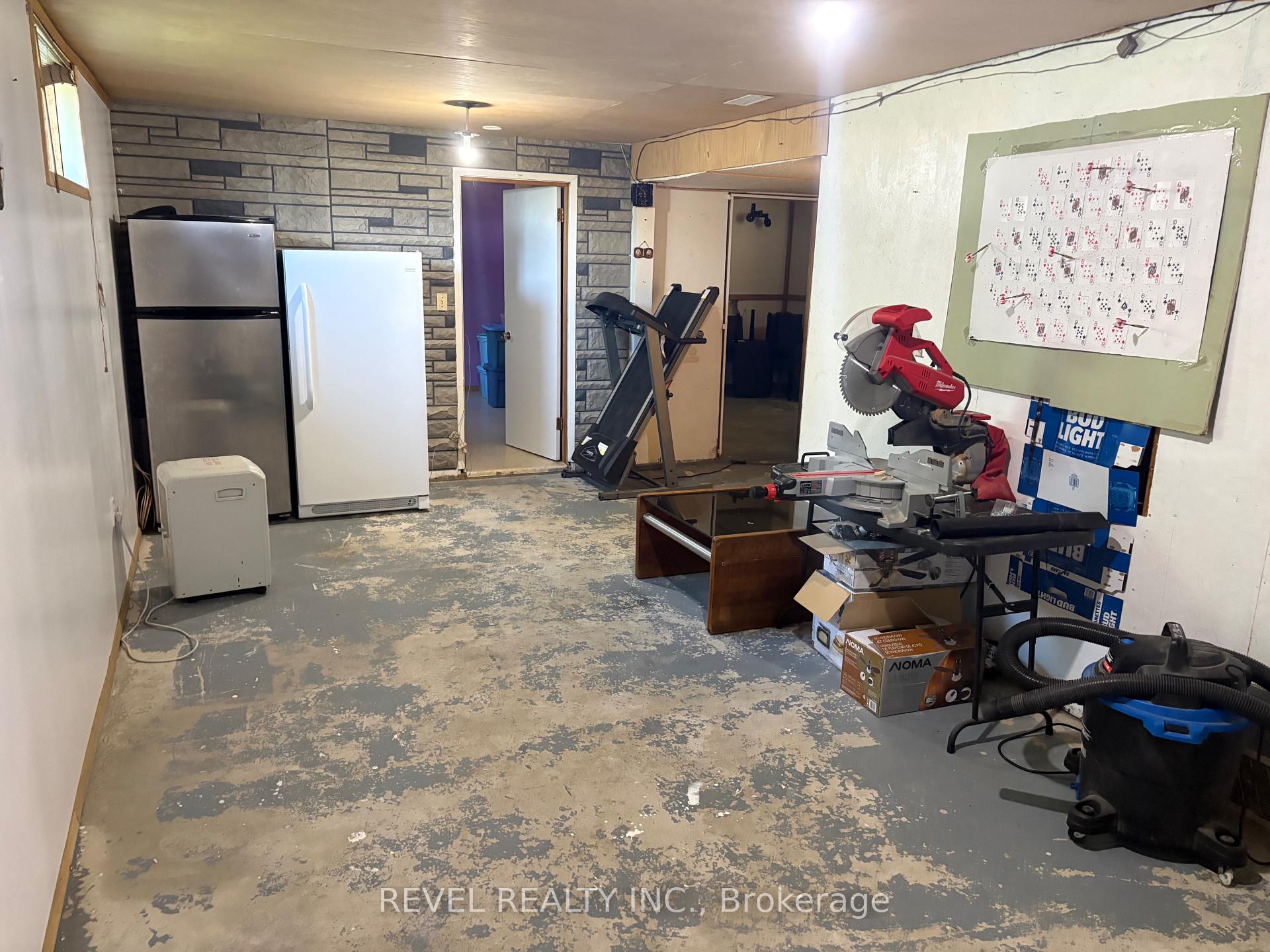 Photo 19 of 364 Genier Road, Cochrane — HOMEH