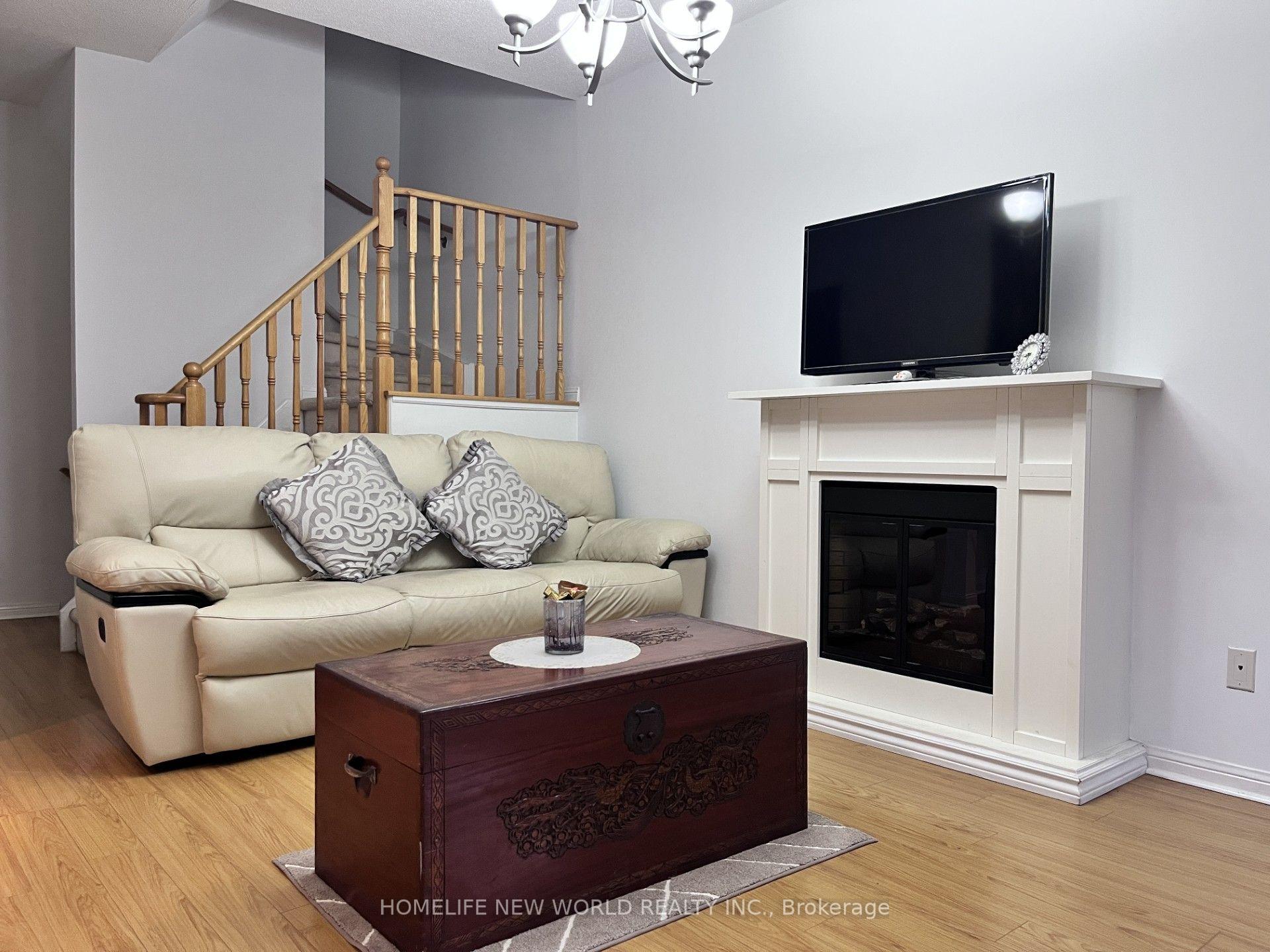 Photo 11 of Unit 12, 21 St. Moritz Way, Markham, Unionville — HOMEH
