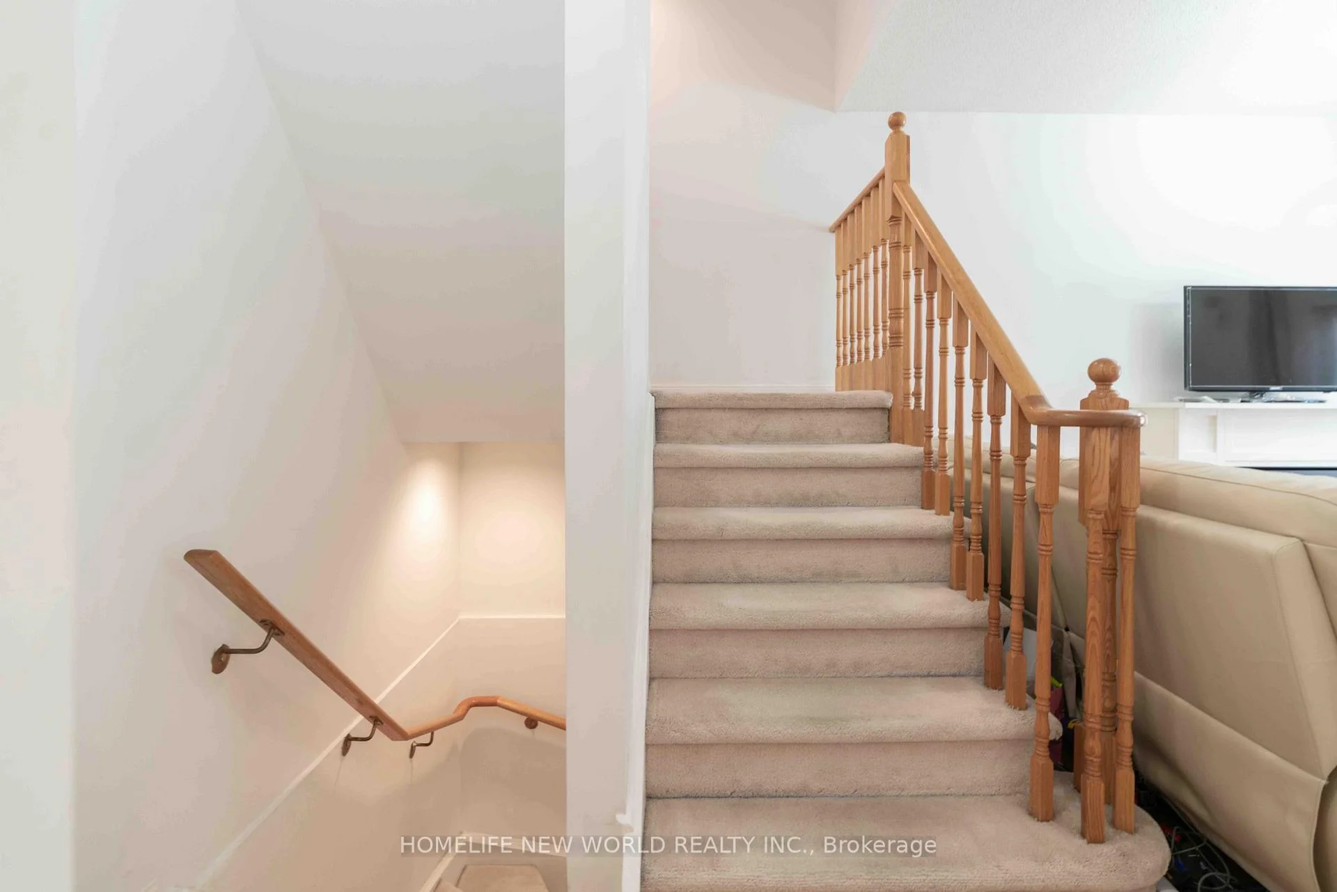 Photo 36 of Unit 12, 21 St. Moritz Way, Markham, Unionville — HOMEH