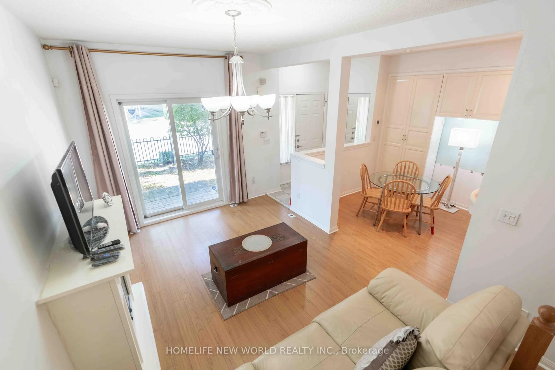 Photo 37 of Unit 12, 21 St. Moritz Way, Markham, Unionville — HOMEH